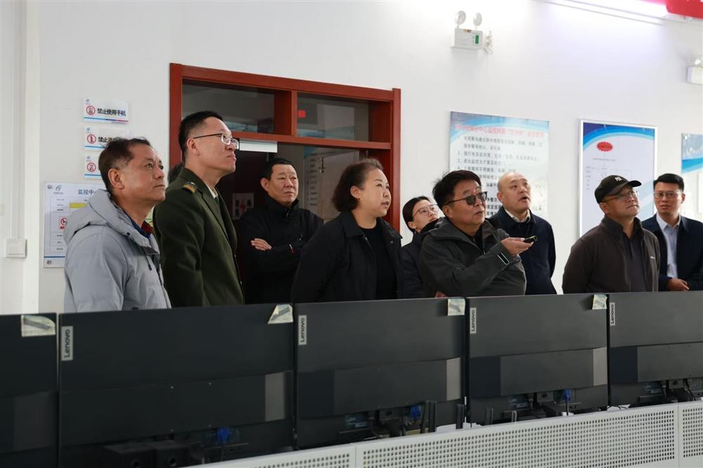 标题:中电建冀交高投公司到新元高速开展综合督导检查<br/>说明:<br/>日期:2025/11/4<br/>来源:<br/>发表人:杨雪宁<br/>点击数:59