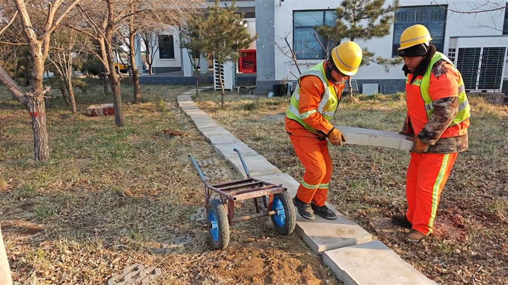 站区道路换新颜