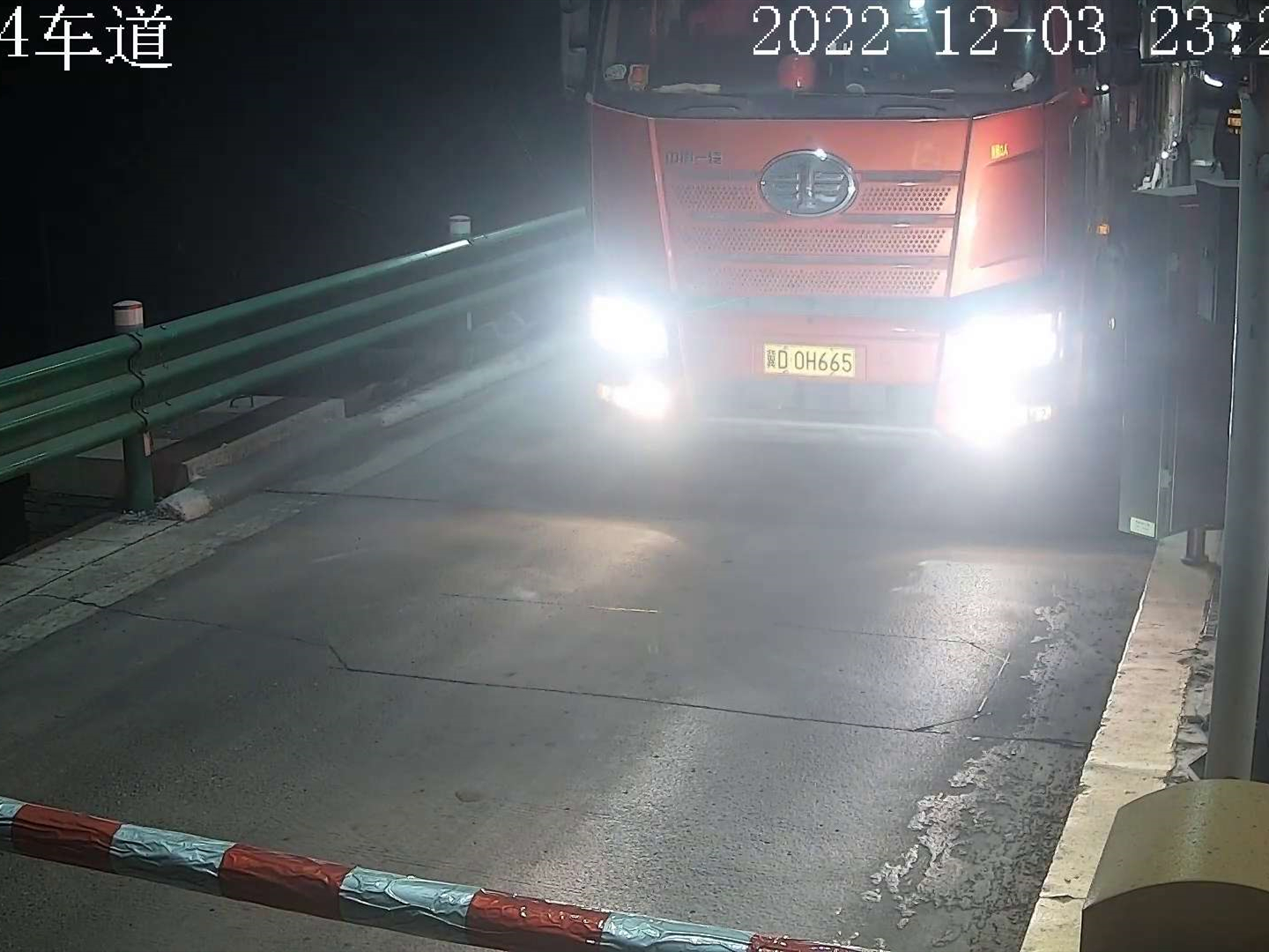 顿井004车道 (服务器)_001_2022-12-03-23-29-35.jpg 顿井004车道 (服务器)_001_2022-12-03-23-29-35.jpg