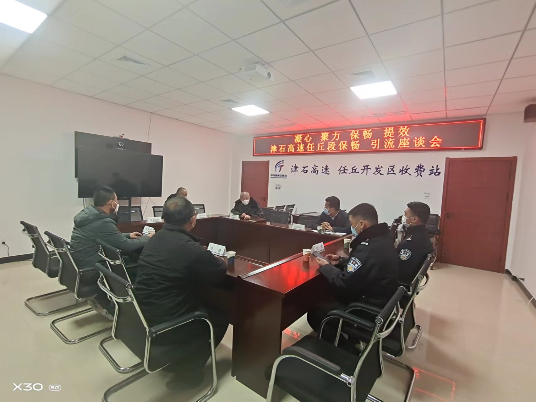 324c3e9f854a7c268f21ff0755f9d68.jpg 324c3e9f854a7c268f21ff0755f9d68.jpg