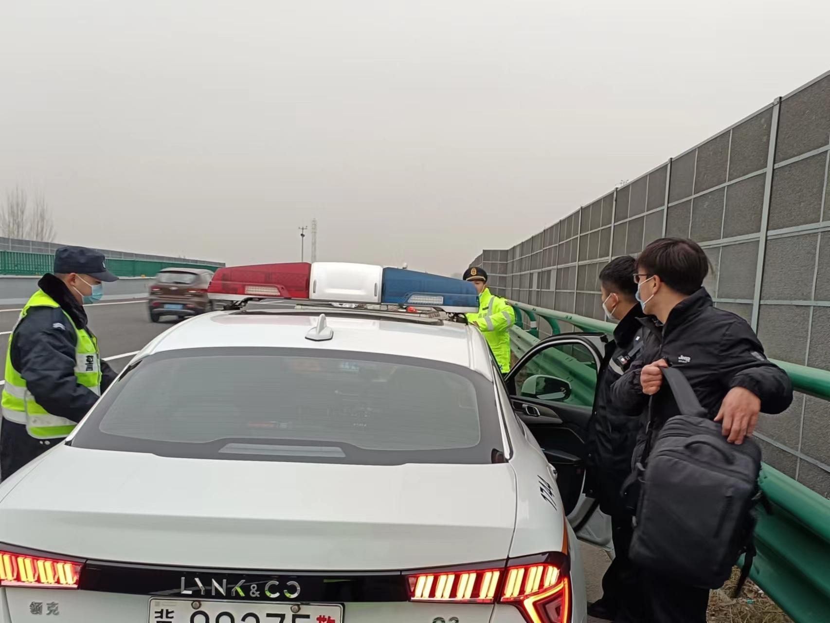 微信图片_202301122206081.jpg