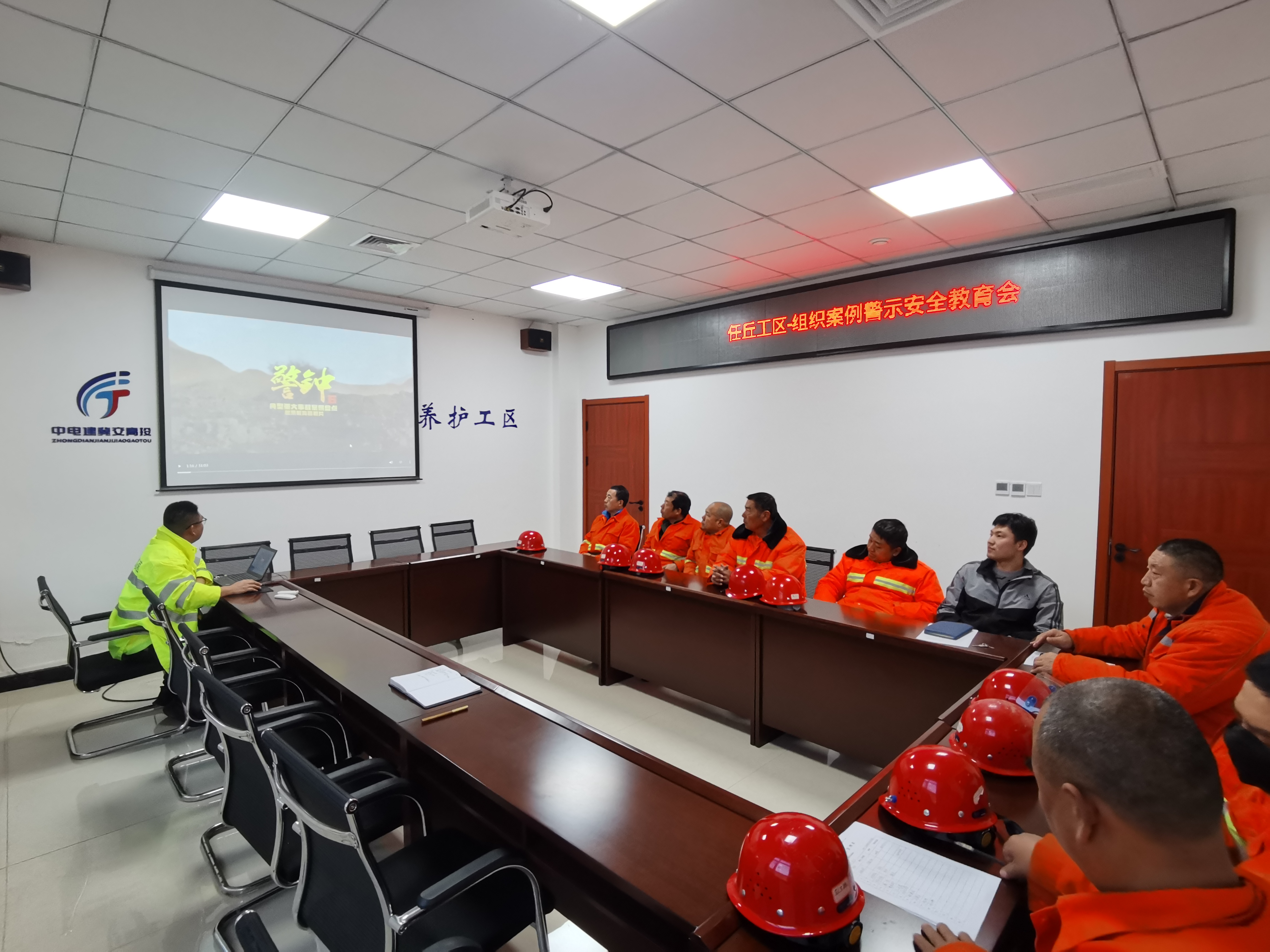 576bf9f5b54b2ffe0153d42ed85c6f5.jpg 576bf9f5b54b2ffe0153d42ed85c6f5.jpg