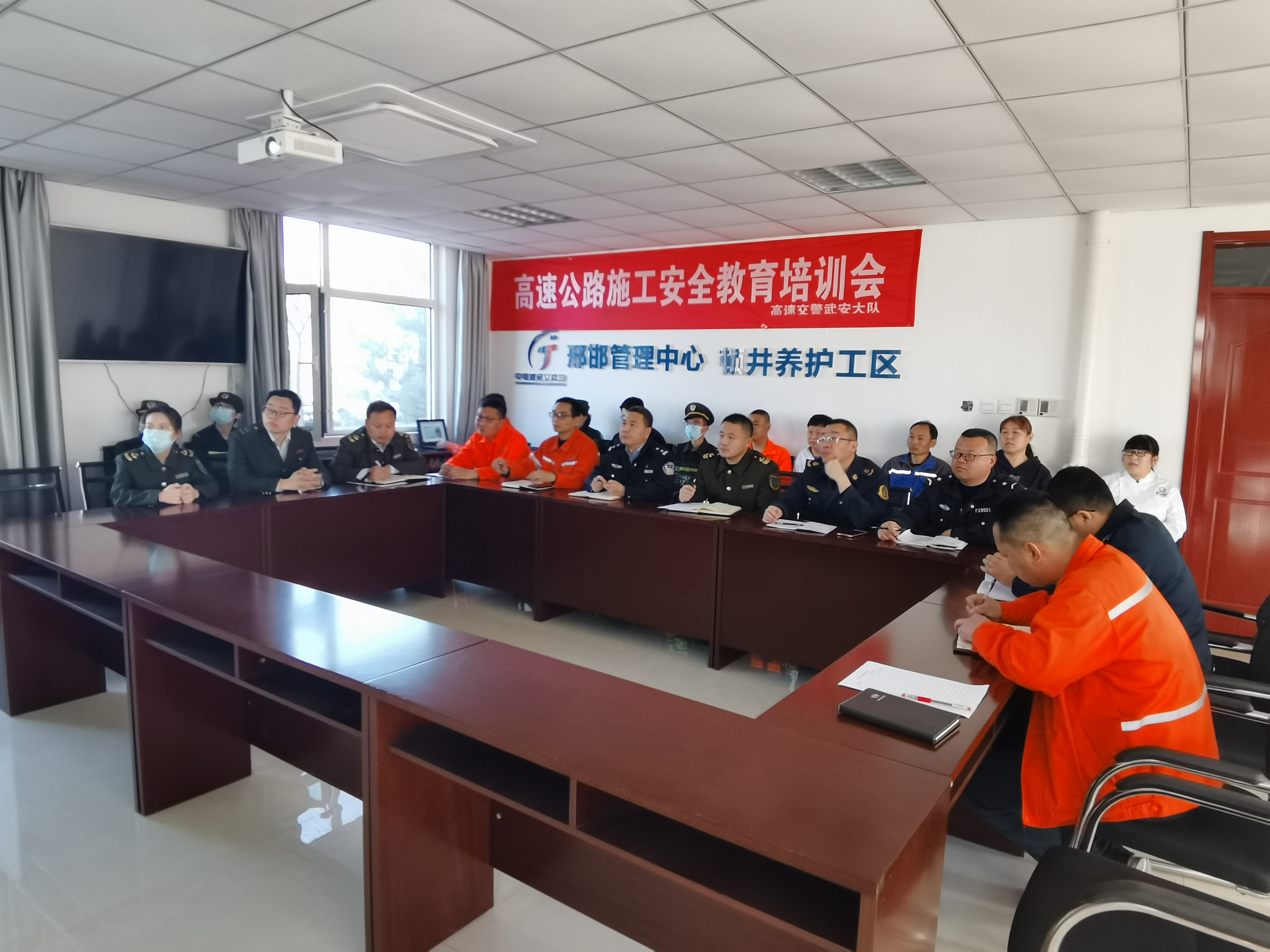 微信图片_20230309110140.jpg 微信图片_20230309110140.jpg