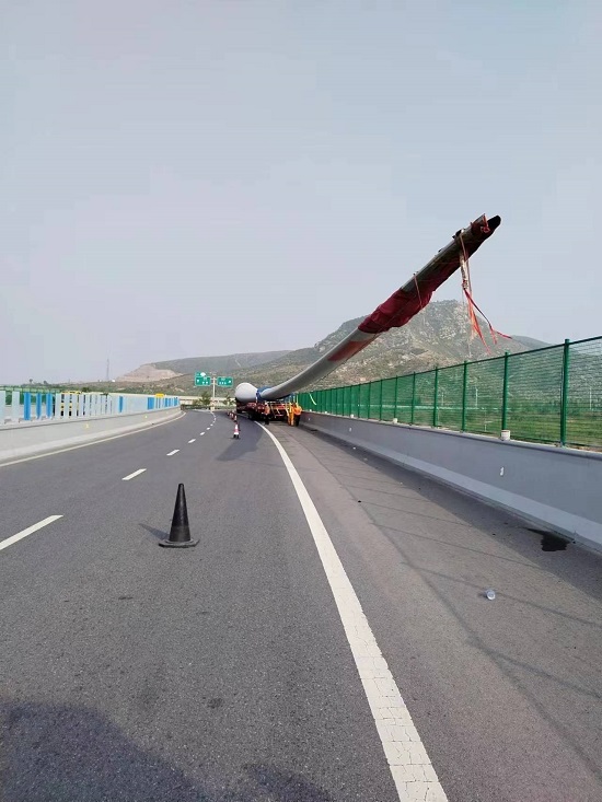 救援车1.jpg
