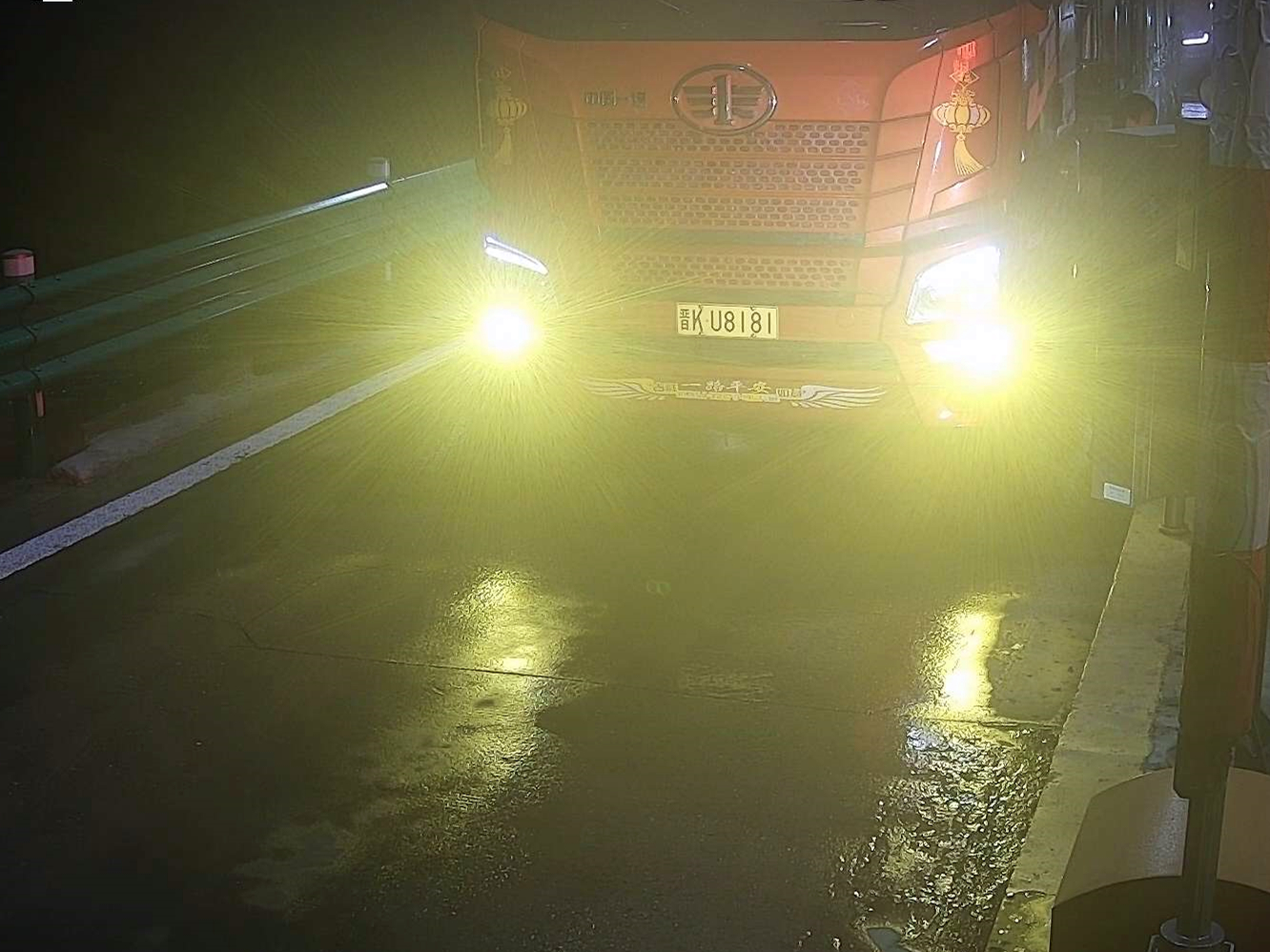 顿井004车道 (服务器)_001_2023-04-22-22-36-02.jpg