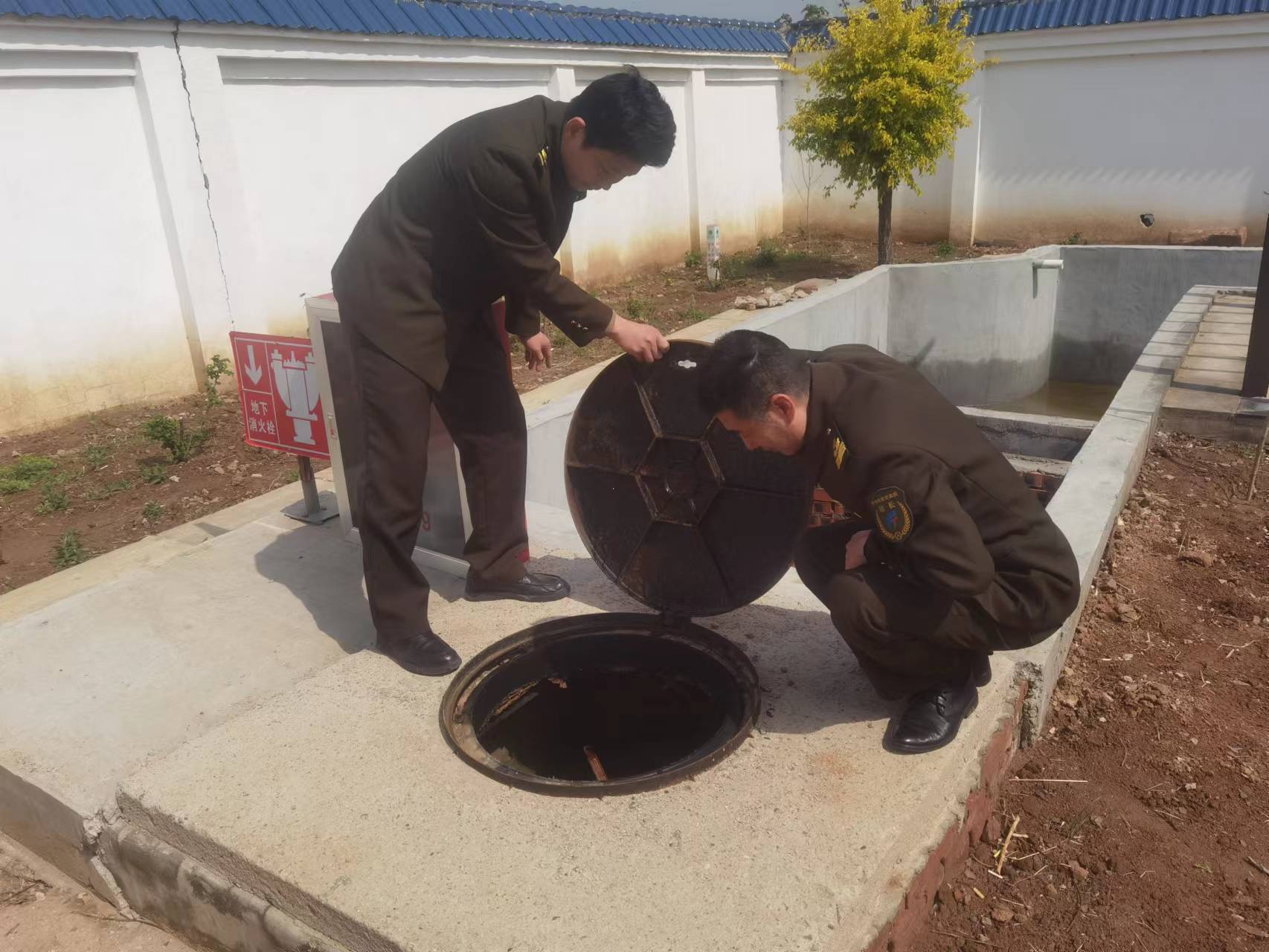 C:\Users\Administrator\Desktop\1547b35bc269369e0f16149d5156ef9.jpg C:\Users\Administrator\Desktop\1547b35bc269369e0f16149d5156ef9.jpg