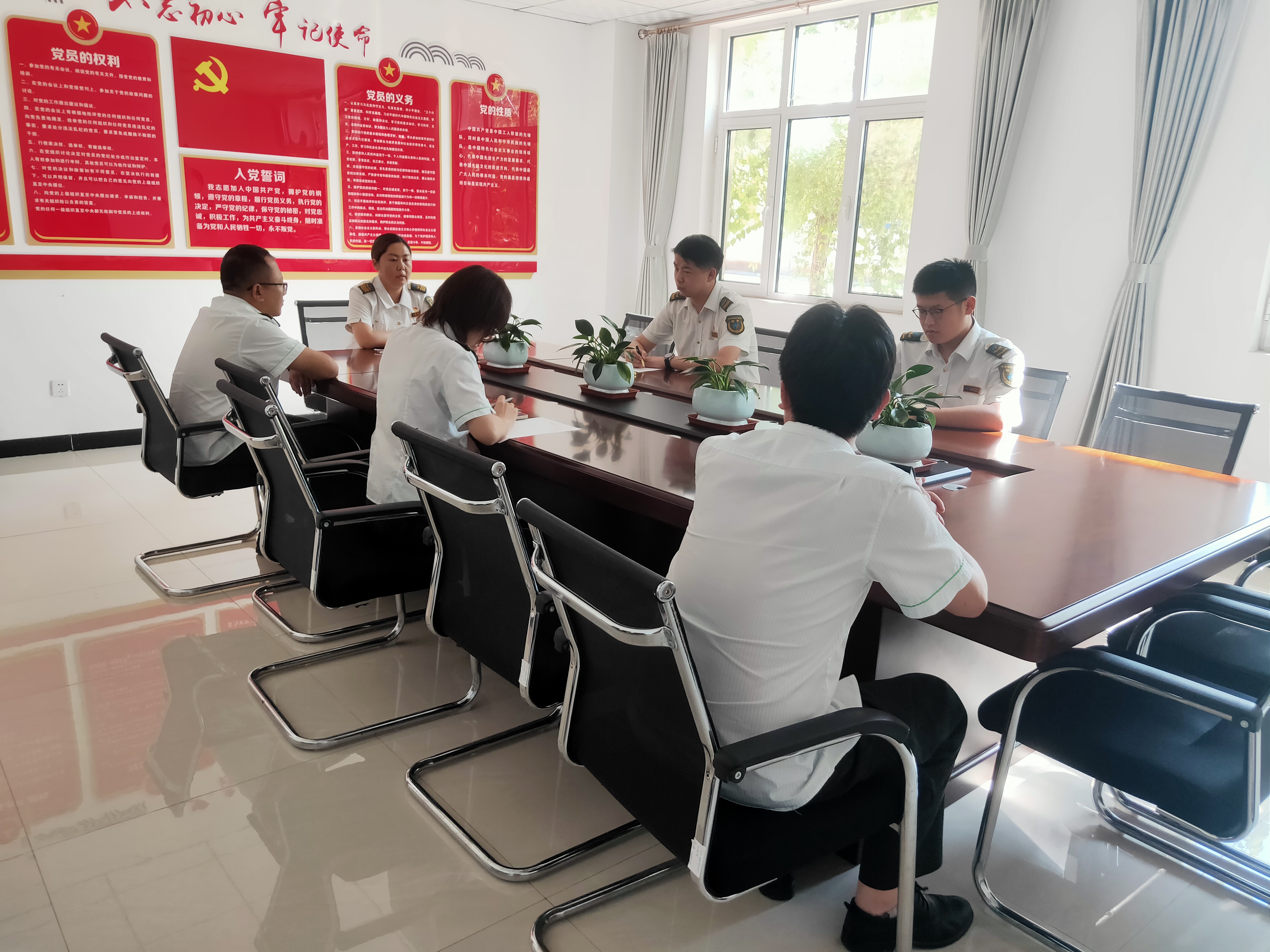 E:\办公室文件\9.照片\2023\6.30 党员政治生日活动.jpg