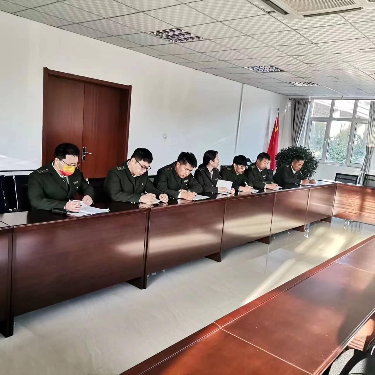 C:\Users\Administrator\Desktop\微信图片_20231010100505.jpg