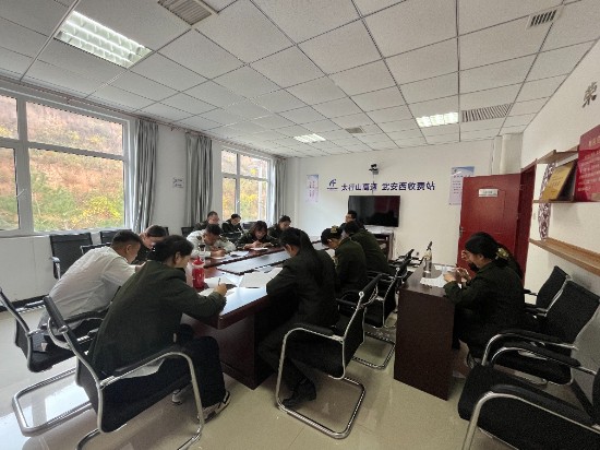 611cf684ead06326bc29139e7f78ae3.jpg 611cf684ead06326bc29139e7f78ae3.jpg