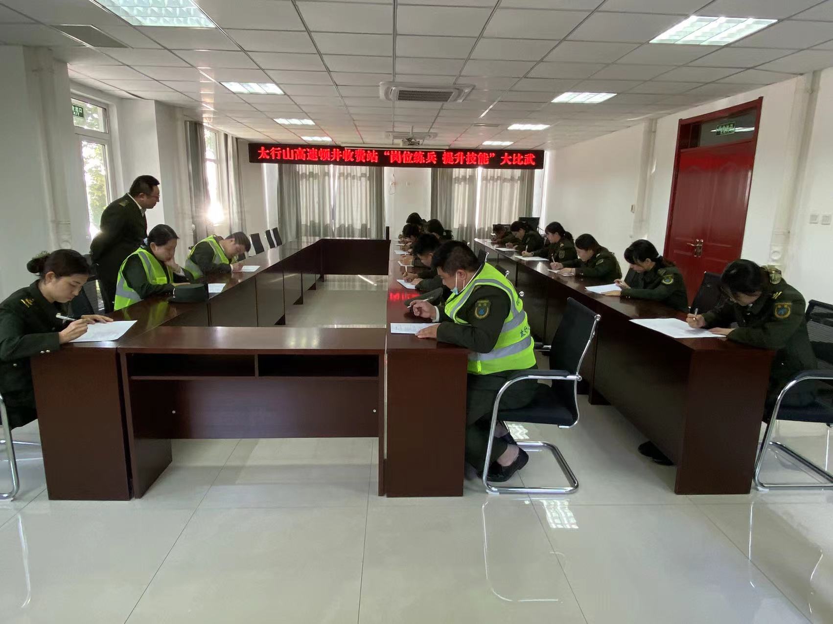 7E4E8D47-DDA8-458A-9904-A0648439AFF6.jpeg 7E4E8D47-DDA8-458A-9904-A0648439AFF6.jpeg