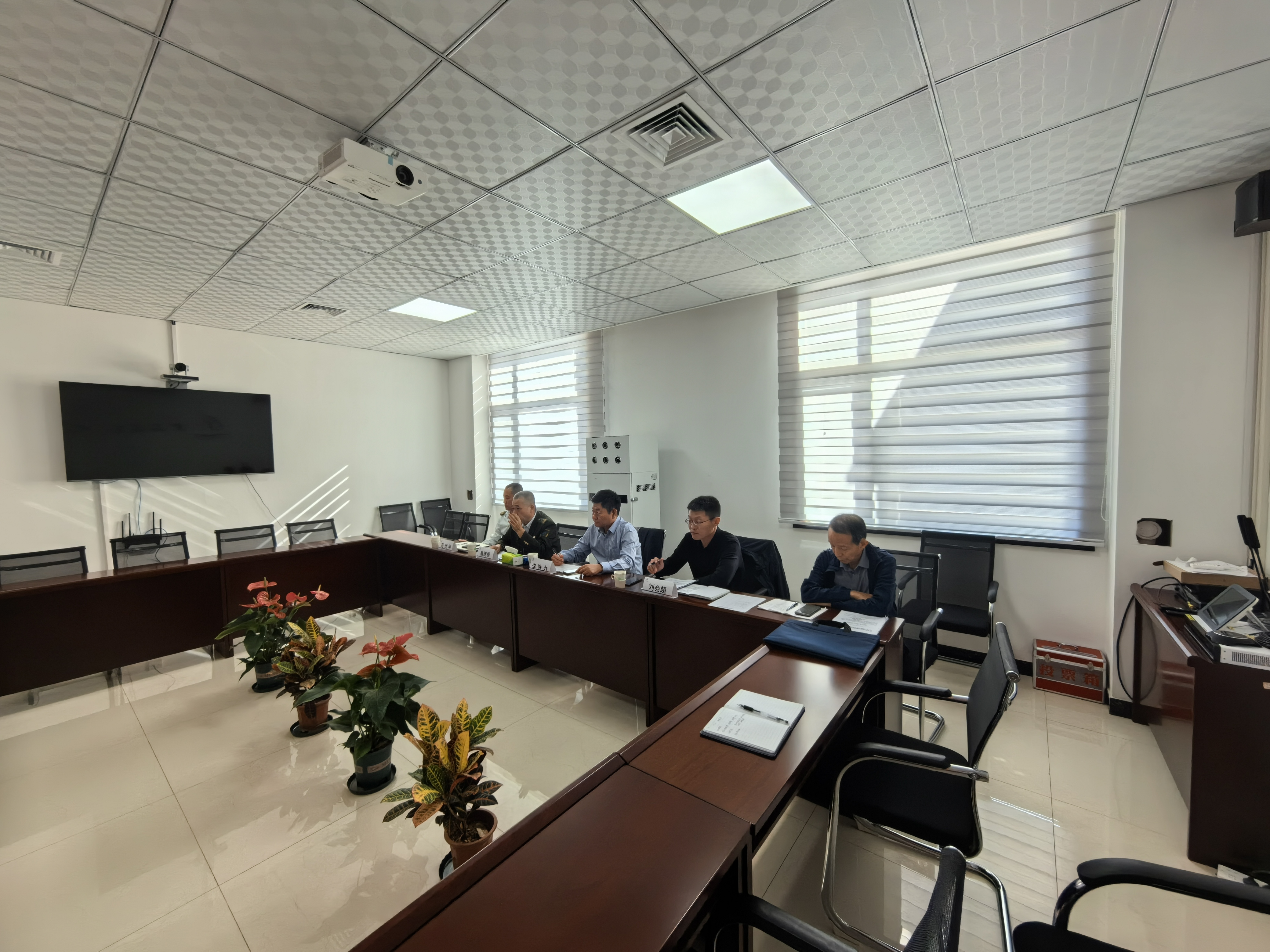 3ce799f0a168f93546d6c8aa121b4cd.jpg 3ce799f0a168f93546d6c8aa121b4cd.jpg