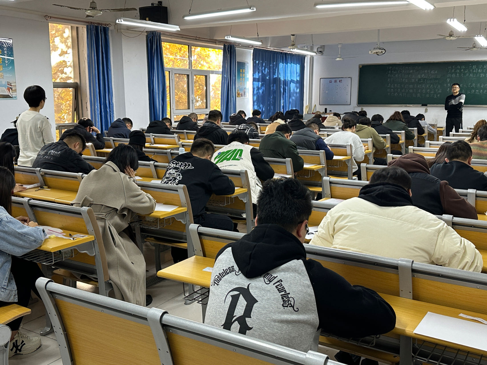 C:\Users\Administrator\Desktop\微信图片_20231122170848.jpg C:\Users\Administrator\Desktop\微信图片_20231122170848.jpg