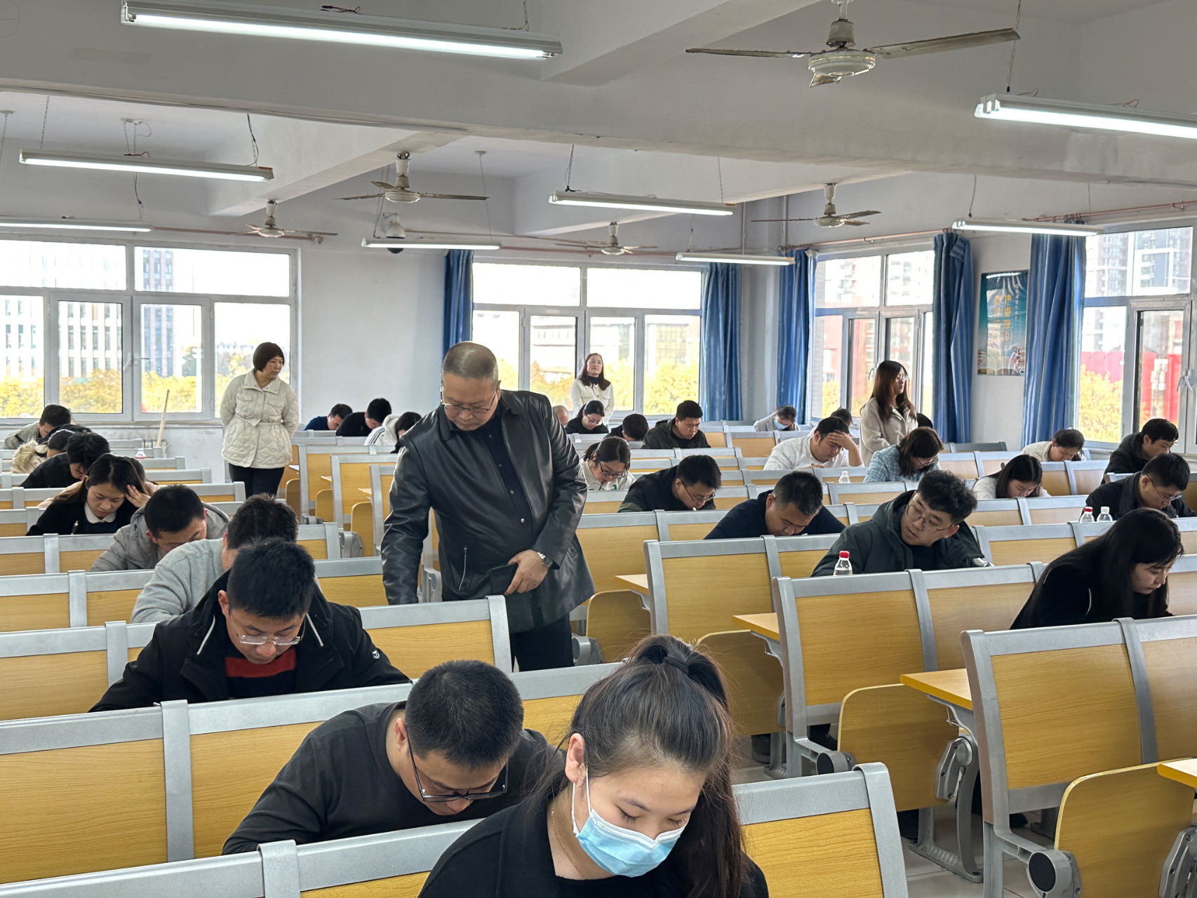C:\Users\Administrator\Desktop\微信图片_20231122170842.jpg C:\Users\Administrator\Desktop\微信图片_20231122170842.jpg
