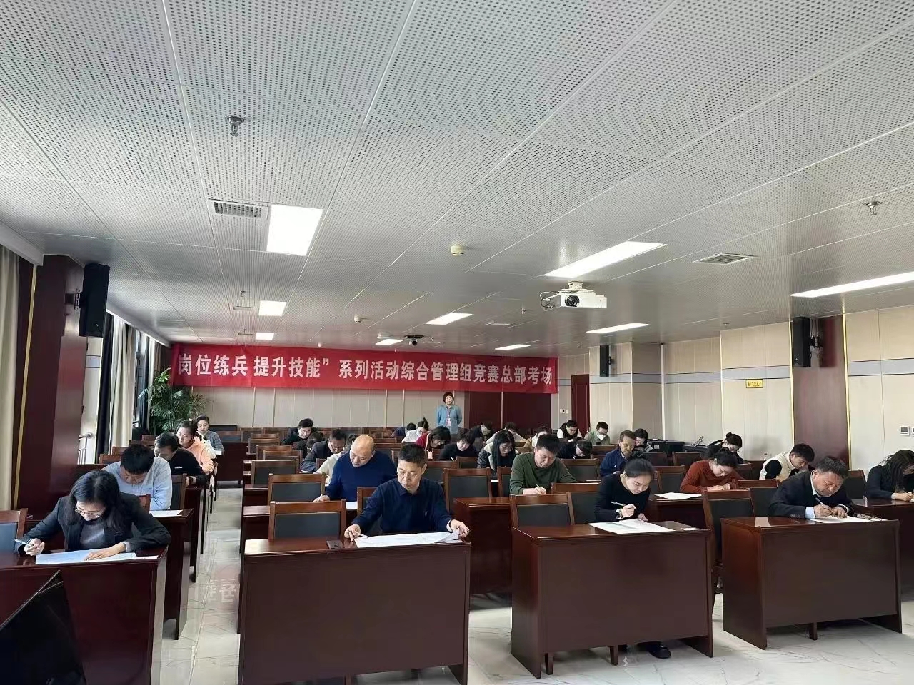 综合组.jpg 综合组.jpg