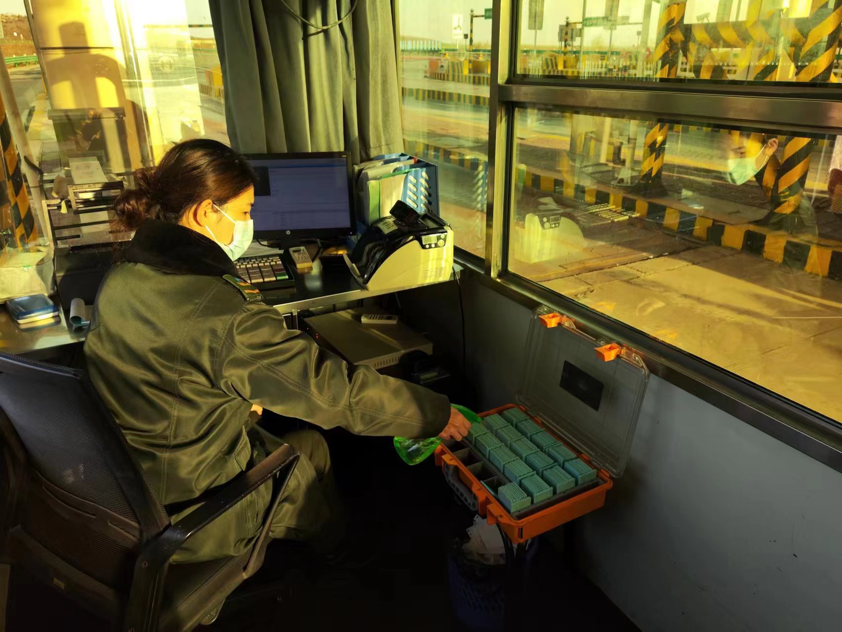 微信图片_2023120703333403.jpg 微信图片_2023120703333403.jpg