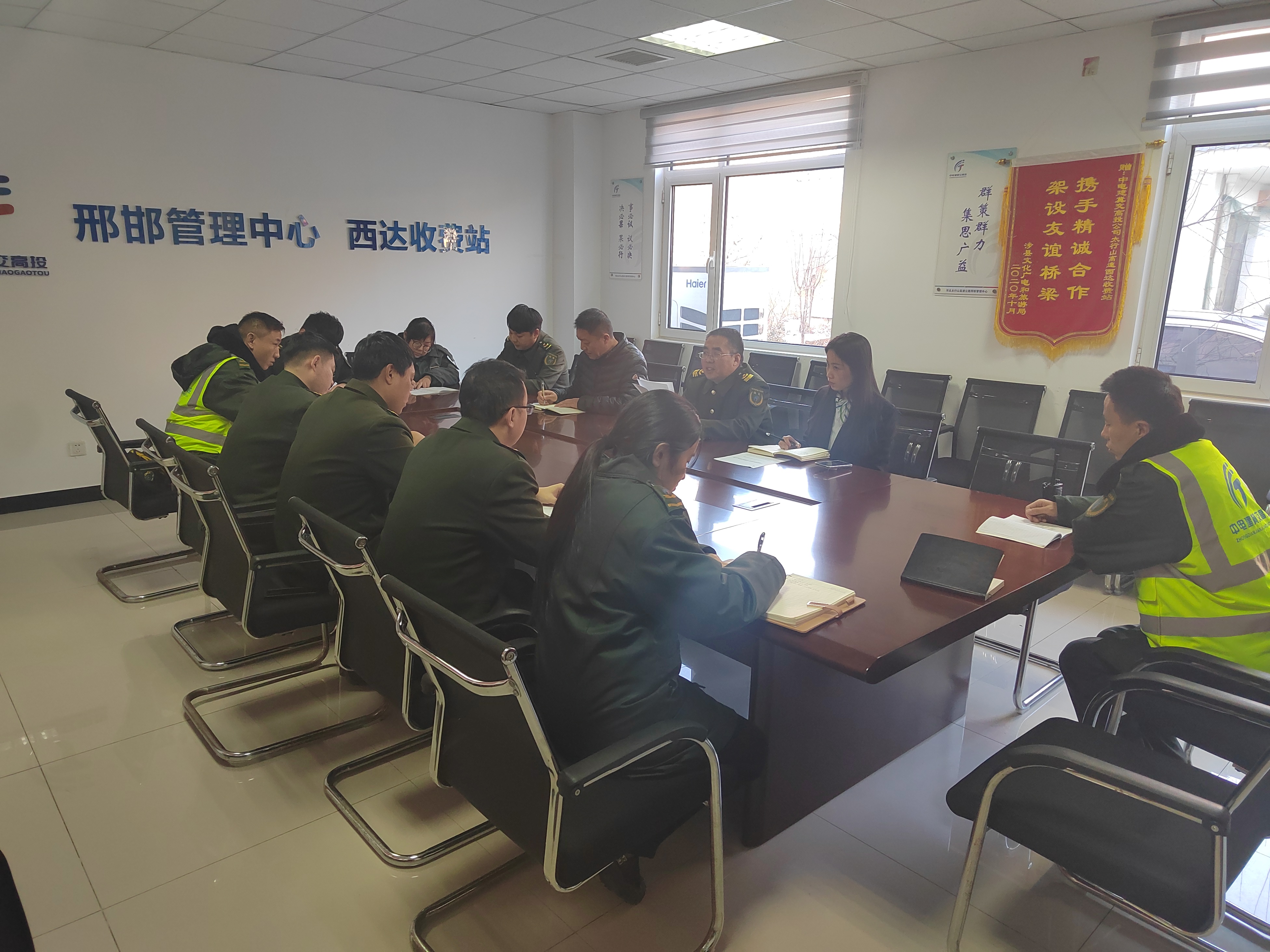 a8feff78aebf13200e7844f9c47f827.jpg