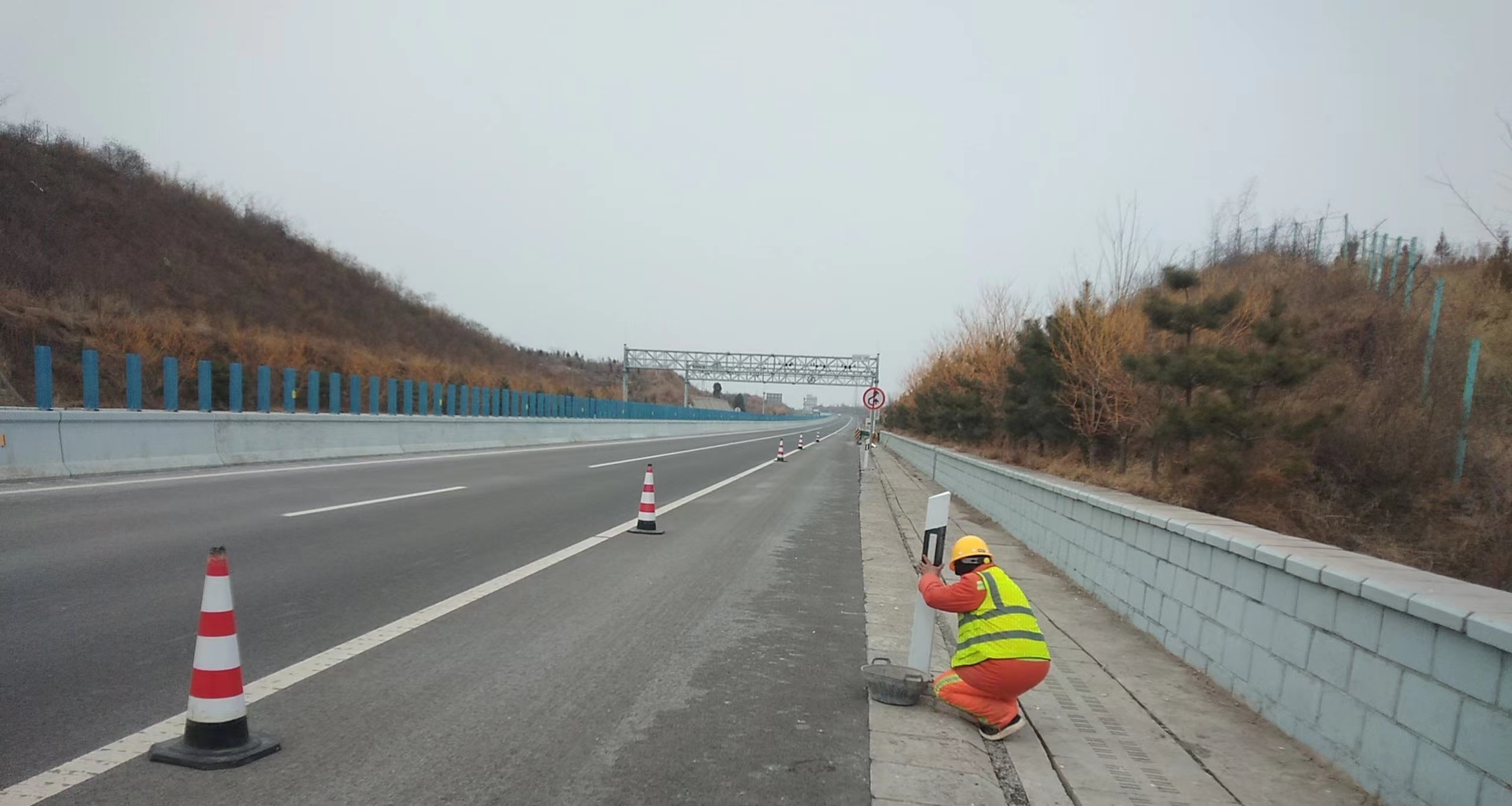 C:\Users\Administrator\Desktop\c0f73c78f56943bbe1ea9c712f57aed.jpg C:\Users\Administrator\Desktop\c0f73c78f56943bbe1ea9c712f57aed.jpg