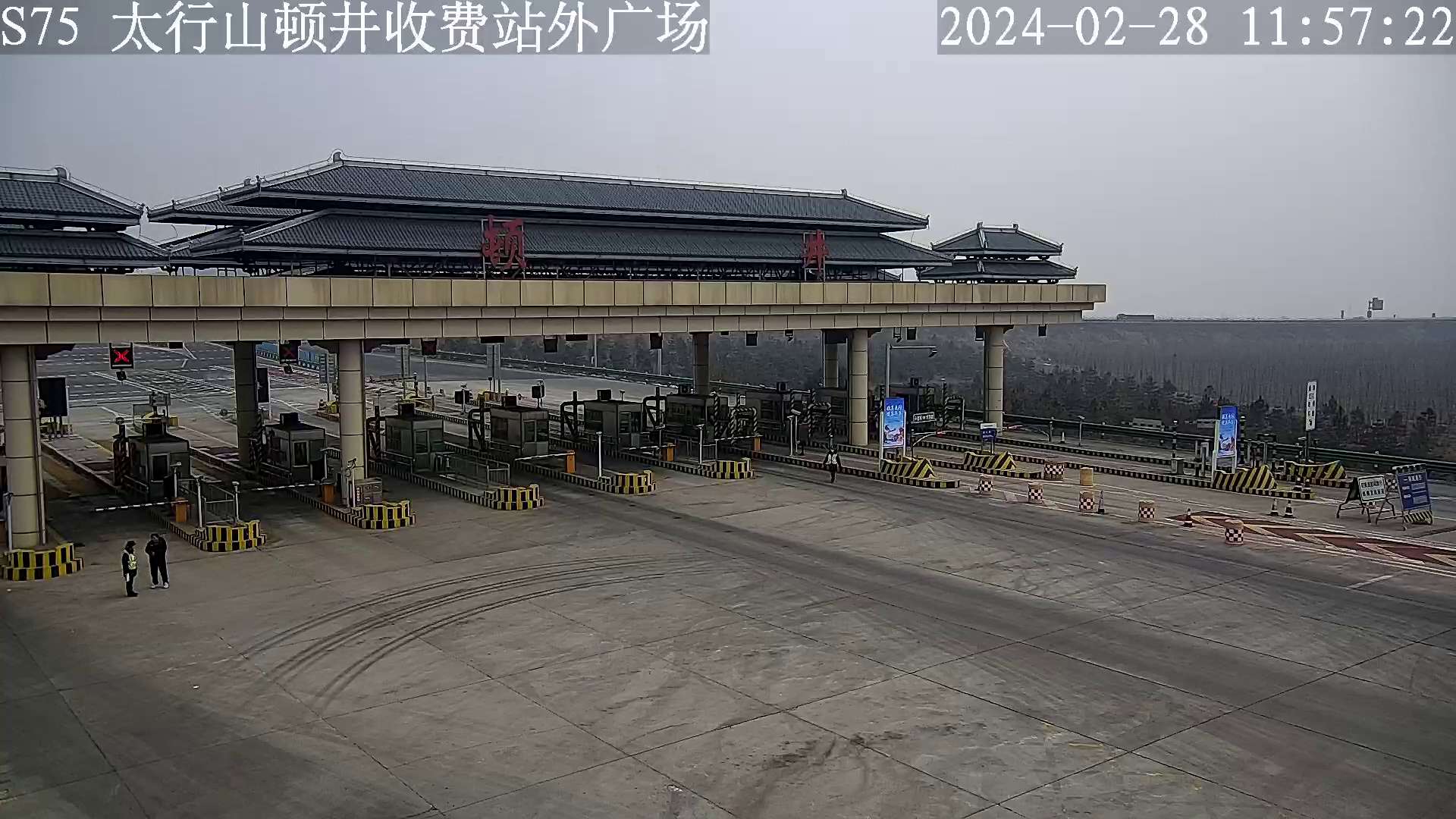 顿井外广场 (服务器)_001_2024-02-28-11-57-22.jpg