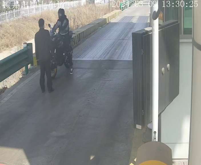 顿井出口七车道 (服务器)_001_2024-03-09-13-30-25.jpg