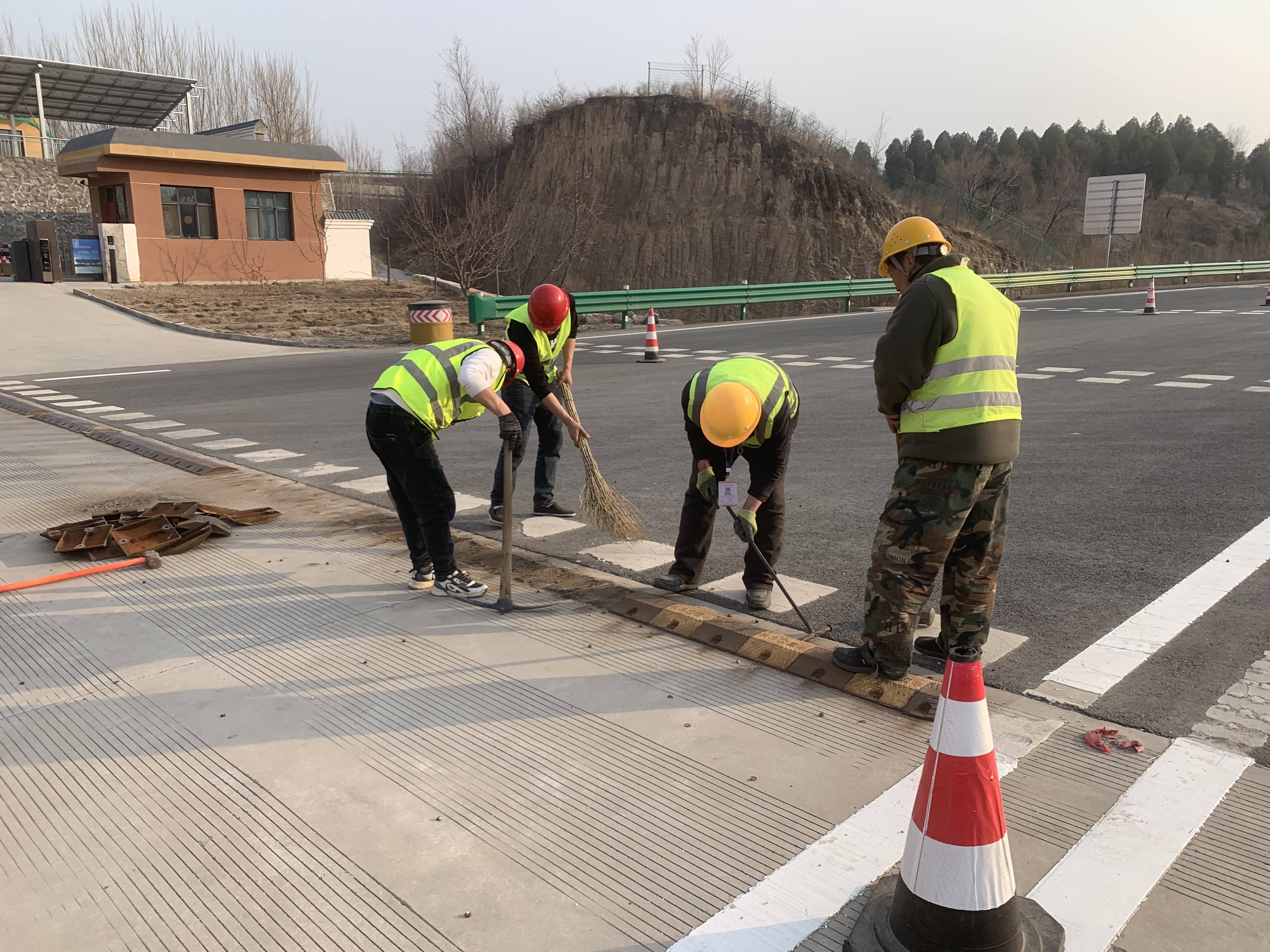 C:\Users\Administrator\Desktop\a2c3aaa97457256245811ec95b0d1c8.jpg C:\Users\Administrator\Desktop\a2c3aaa97457256245811ec95b0d1c8.jpg