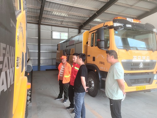 C:\Users\Administrator\Desktop\a99d6d9c131365d3a10df2d6eb74083.jpg C:\Users\Administrator\Desktop\a99d6d9c131365d3a10df2d6eb74083.jpg