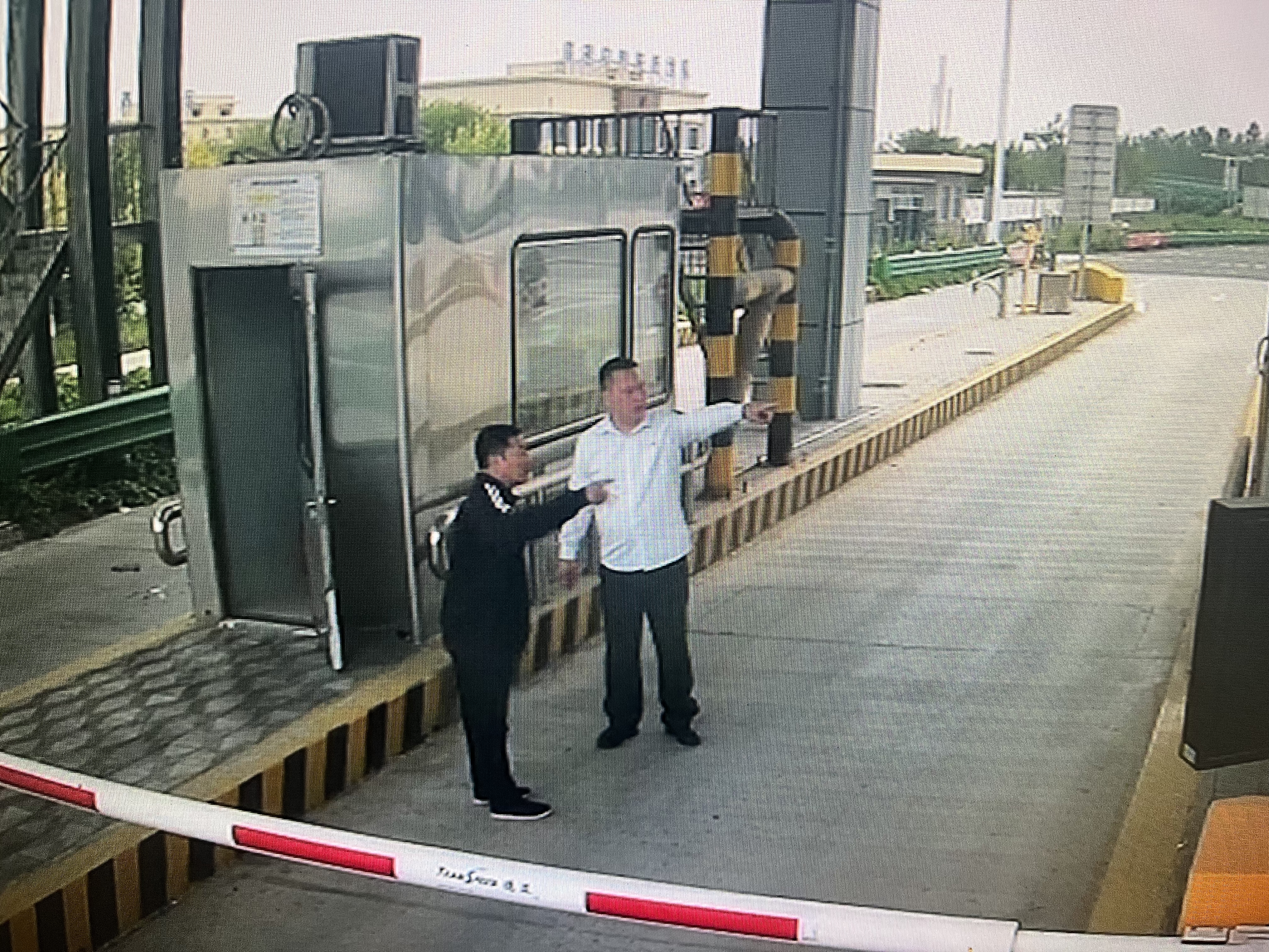 21516ade16b9e8ea34b0630339e5e83.jpg 21516ade16b9e8ea34b0630339e5e83.jpg