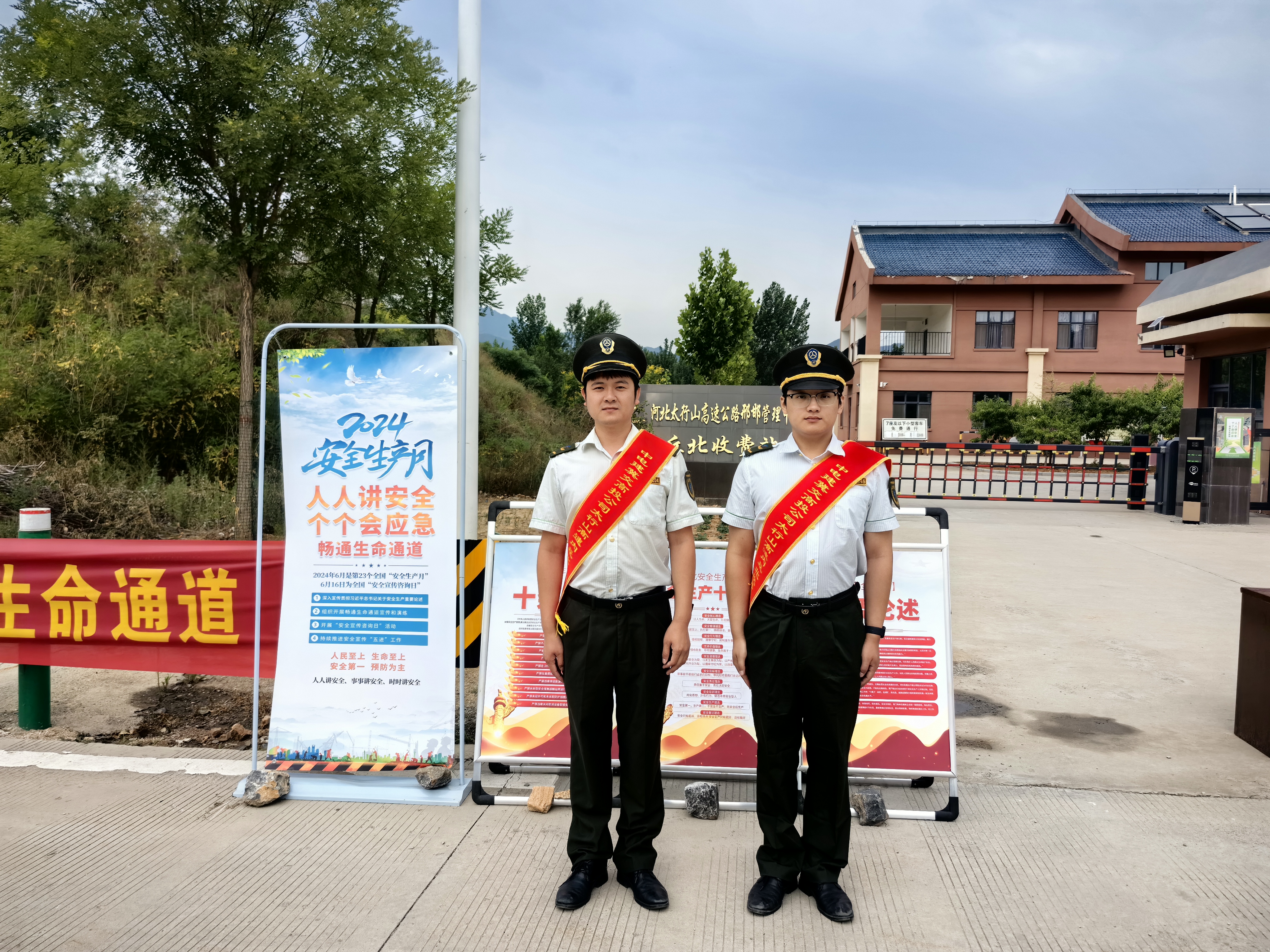 35d608aefd6018f0d8e8c94ce774c77.jpg 35d608aefd6018f0d8e8c94ce774c77.jpg