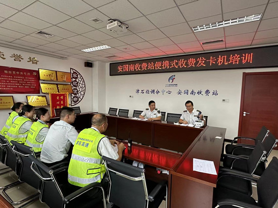 E:\用户\I\Desktop\3_副本.jpg E:\用户\I\Desktop\3_副本.jpg