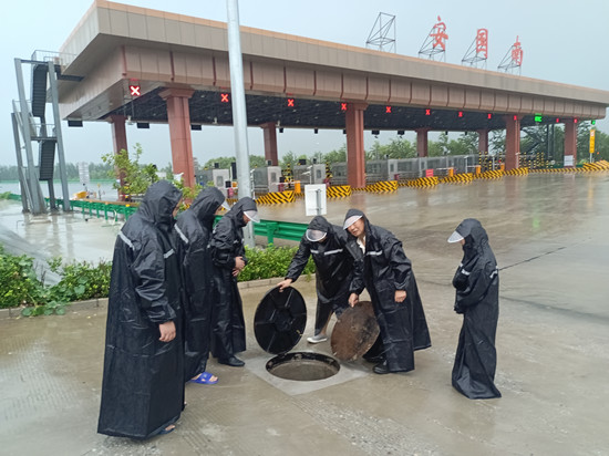 E:\用户\I\Desktop\1_副本.jpg E:\用户\I\Desktop\1_副本.jpg