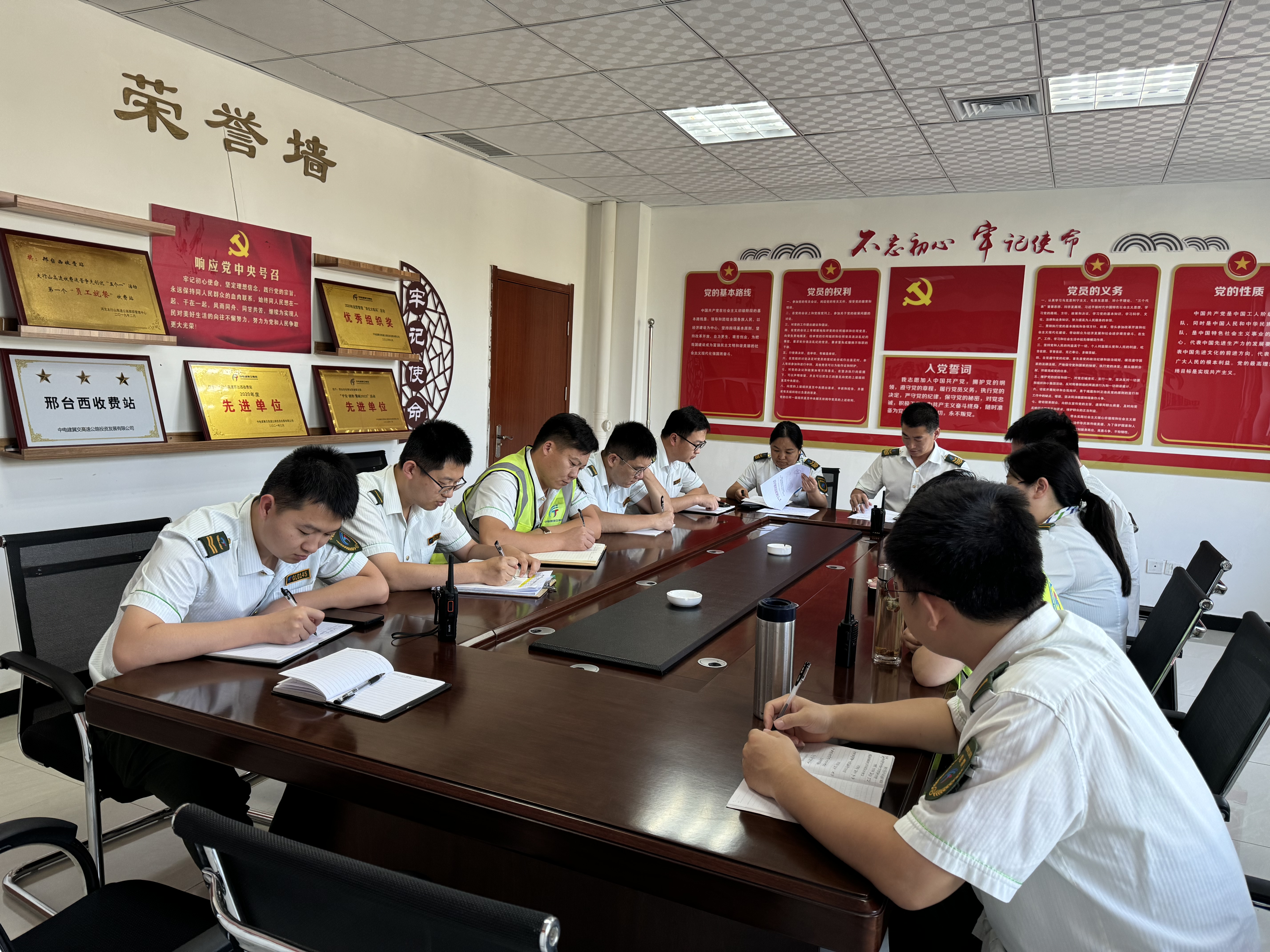 7a67f8941defbabce2b2d3cf910f75d.jpg 7a67f8941defbabce2b2d3cf910f75d.jpg