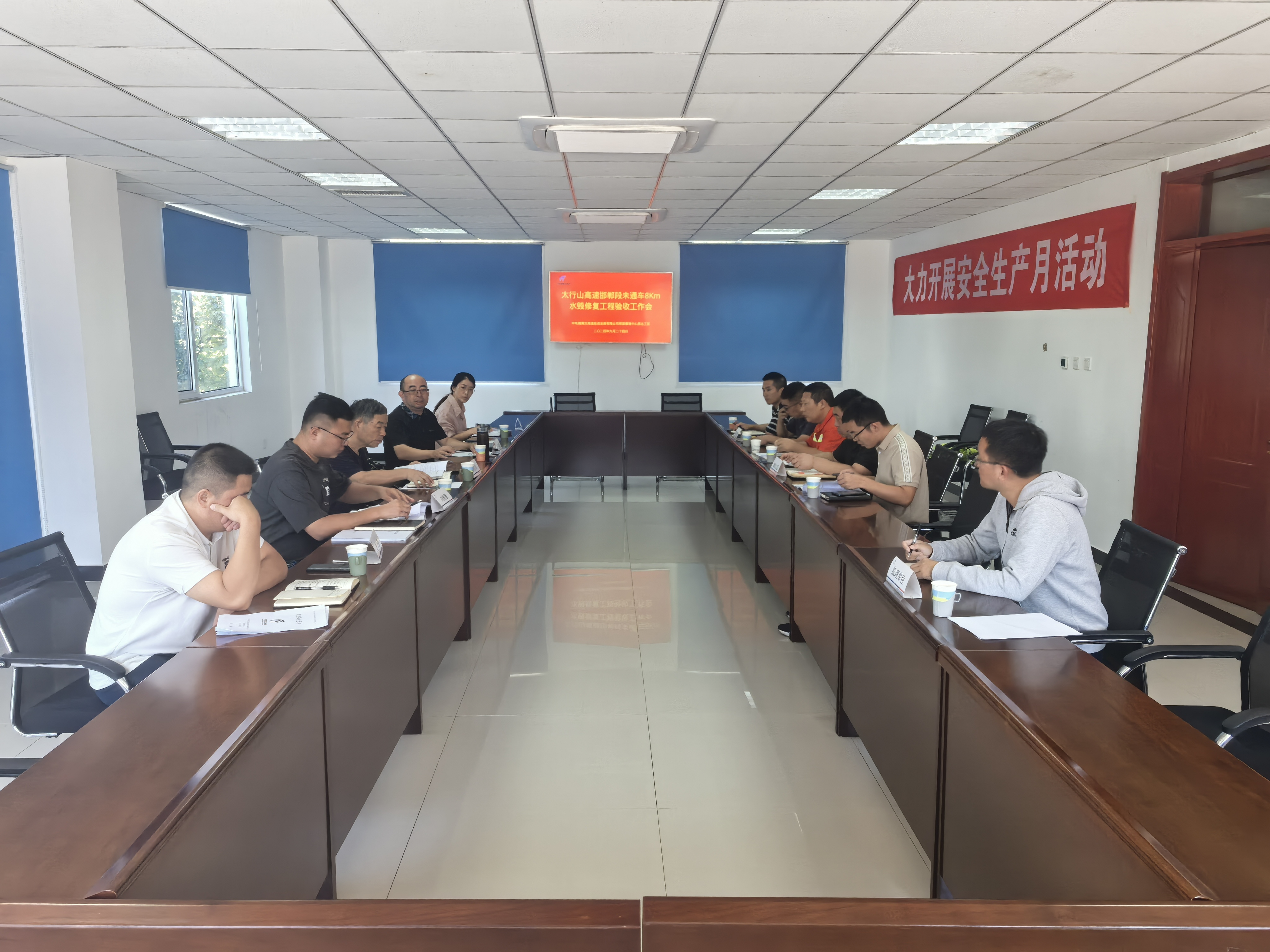 D:\桌面文件\616cf61a264d06ed08beaebf9626f45.jpg D:\桌面文件\616cf61a264d06ed08beaebf9626f45.jpg