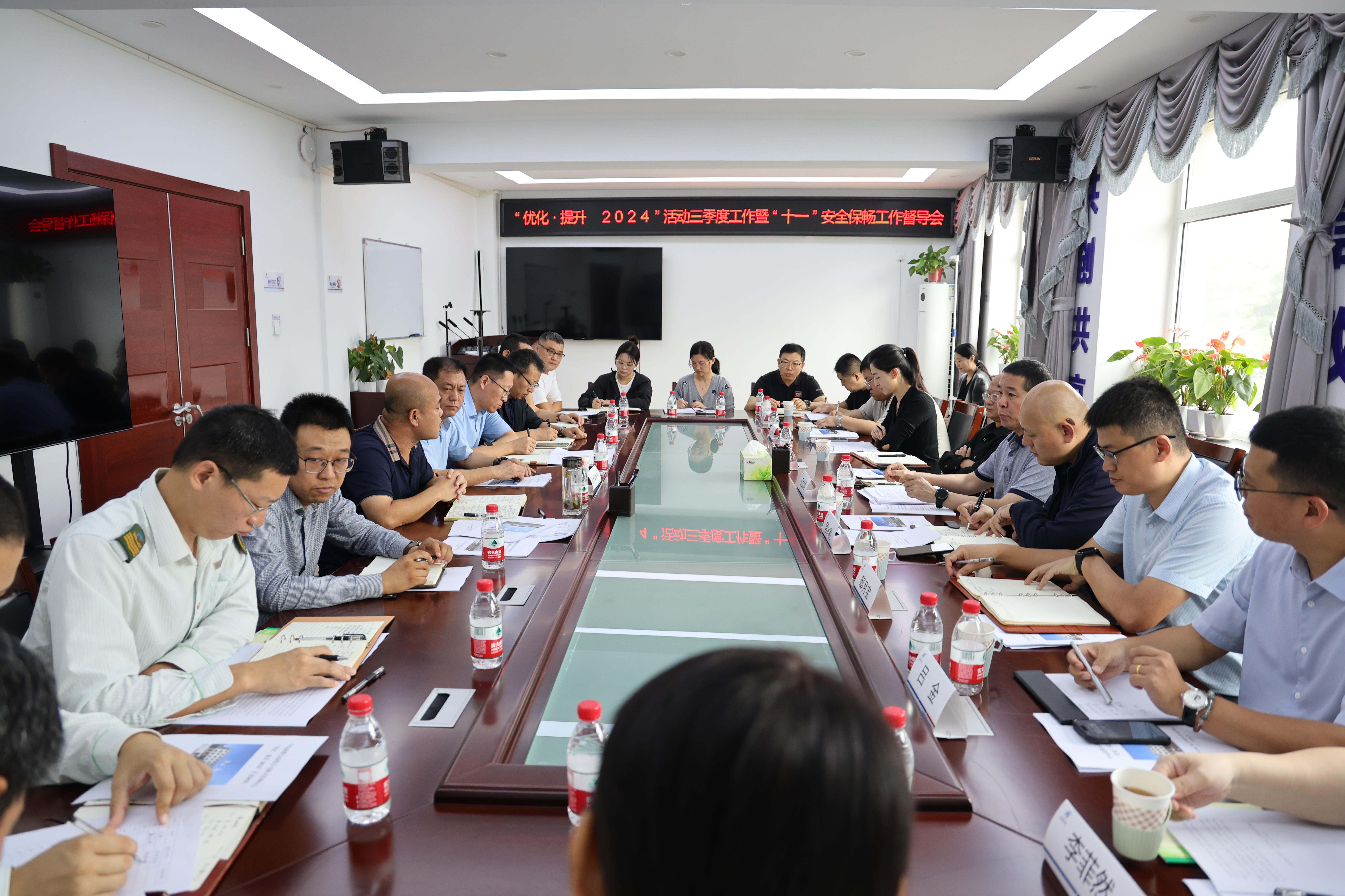 C:\Users\lenovo\Desktop\df298f99621dc34e9fe286aaf56811a.jpg C:\Users\lenovo\Desktop\df298f99621dc34e9fe286aaf56811a.jpg