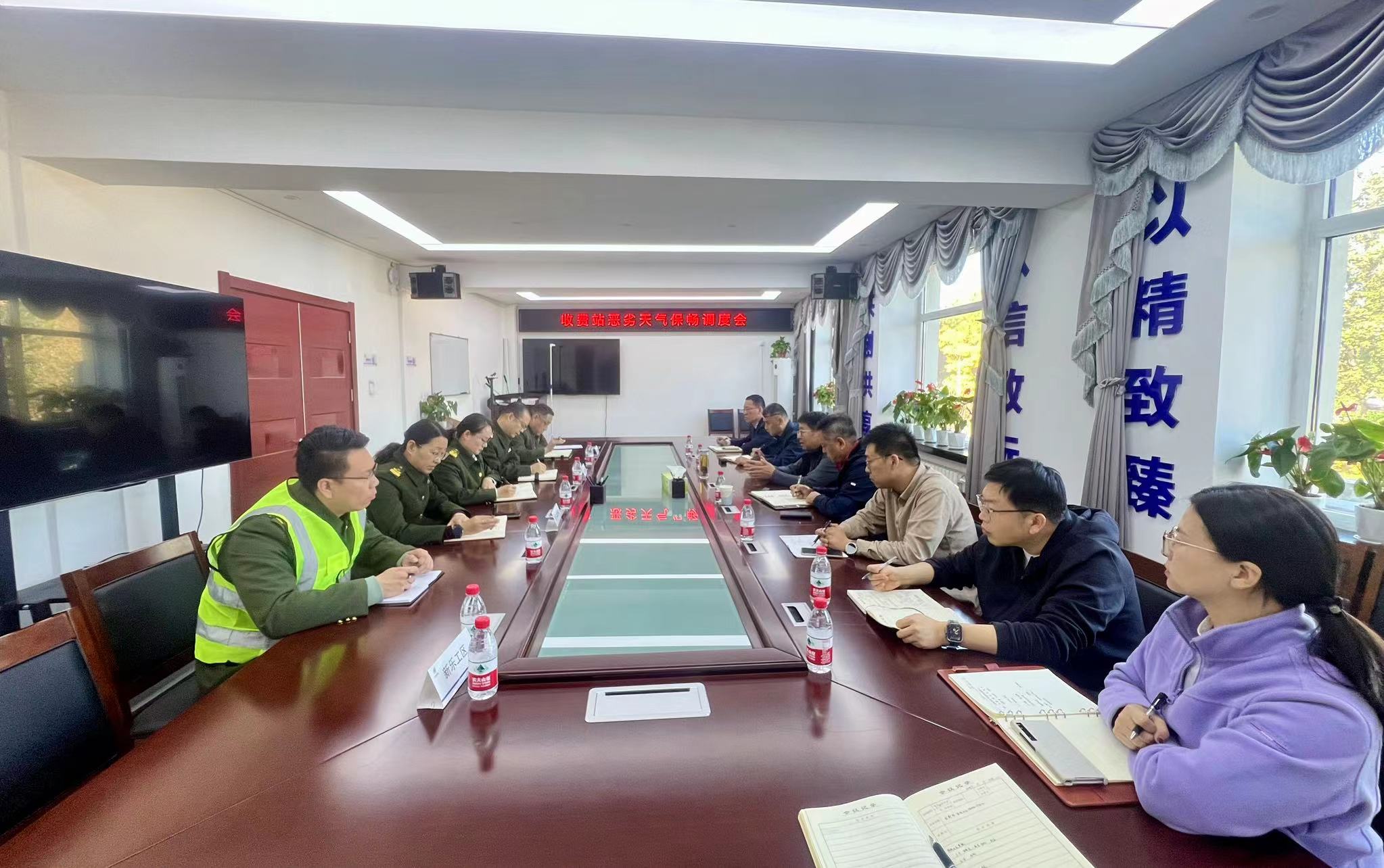 c049b0af4e57209e0f160b1d392afa6.jpg c049b0af4e57209e0f160b1d392afa6.jpg