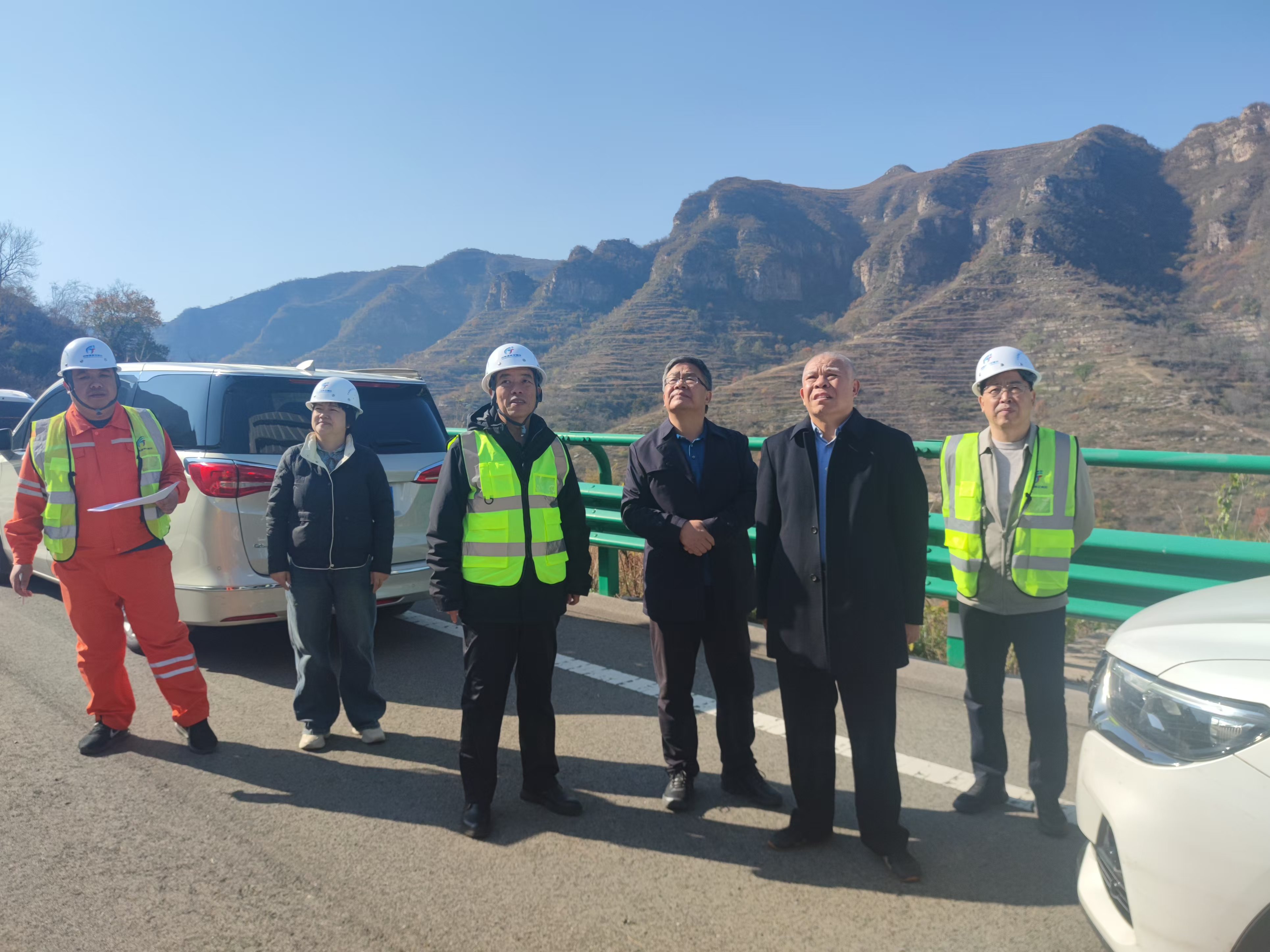 E:\桌面\c0f66a2393cf002f432269af0e1c59d.jpg E:\桌面\c0f66a2393cf002f432269af0e1c59d.jpg