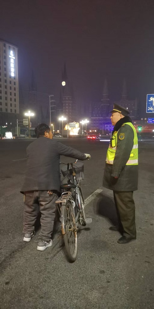 C:\Users\Administrator\Desktop\29a24484fdfa056d66783747aa31c06.jpg C:\Users\Administrator\Desktop\29a24484fdfa056d66783747aa31c06.jpg