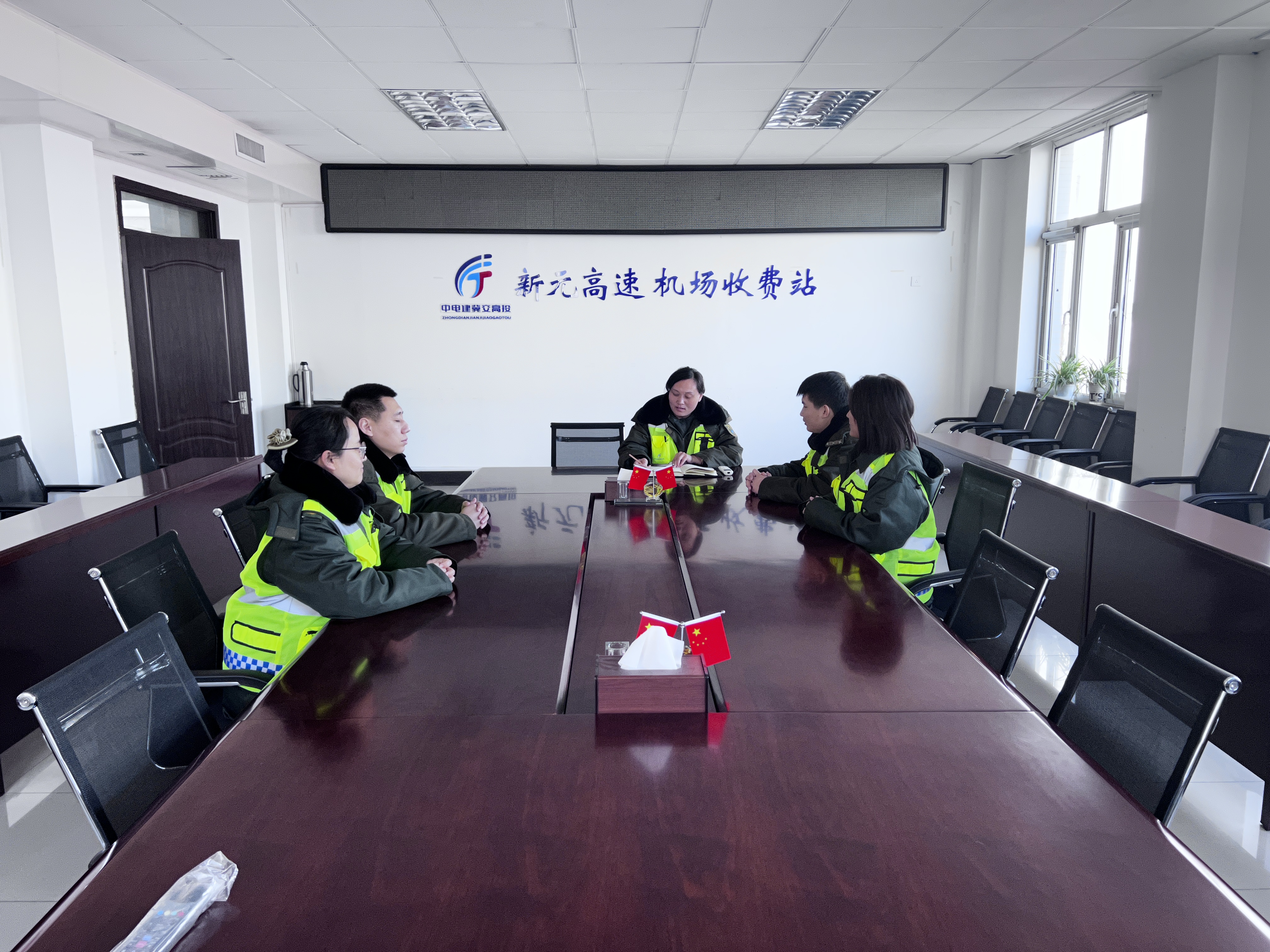 b08f78a99dfd44069f653bd6f9642ed.jpg b08f78a99dfd44069f653bd6f9642ed.jpg