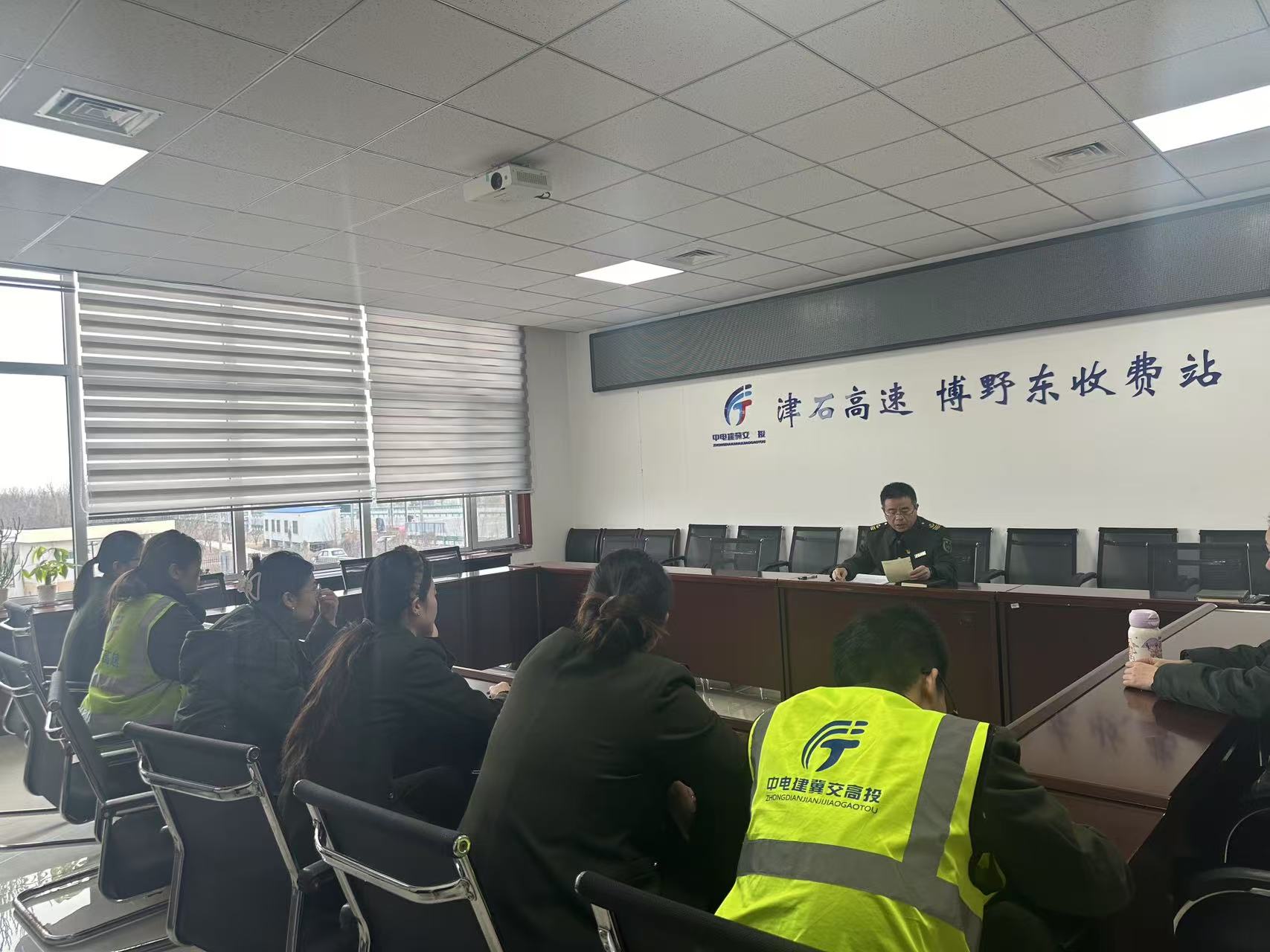 C:\Users\Administrator\Desktop\4f74a0cac2c9d5d97b4a614966d5724.jpg C:\Users\Administrator\Desktop\4f74a0cac2c9d5d97b4a614966d5724.jpg