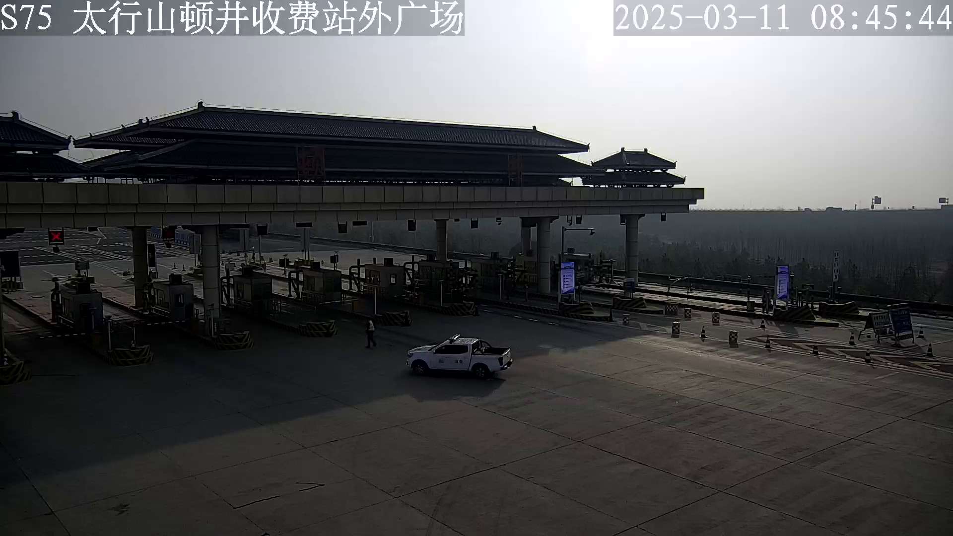 顿井外广场 (服务器)_001_2025-03-11-08-45-44.jpg 顿井外广场 (服务器)_001_2025-03-11-08-45-44.jpg