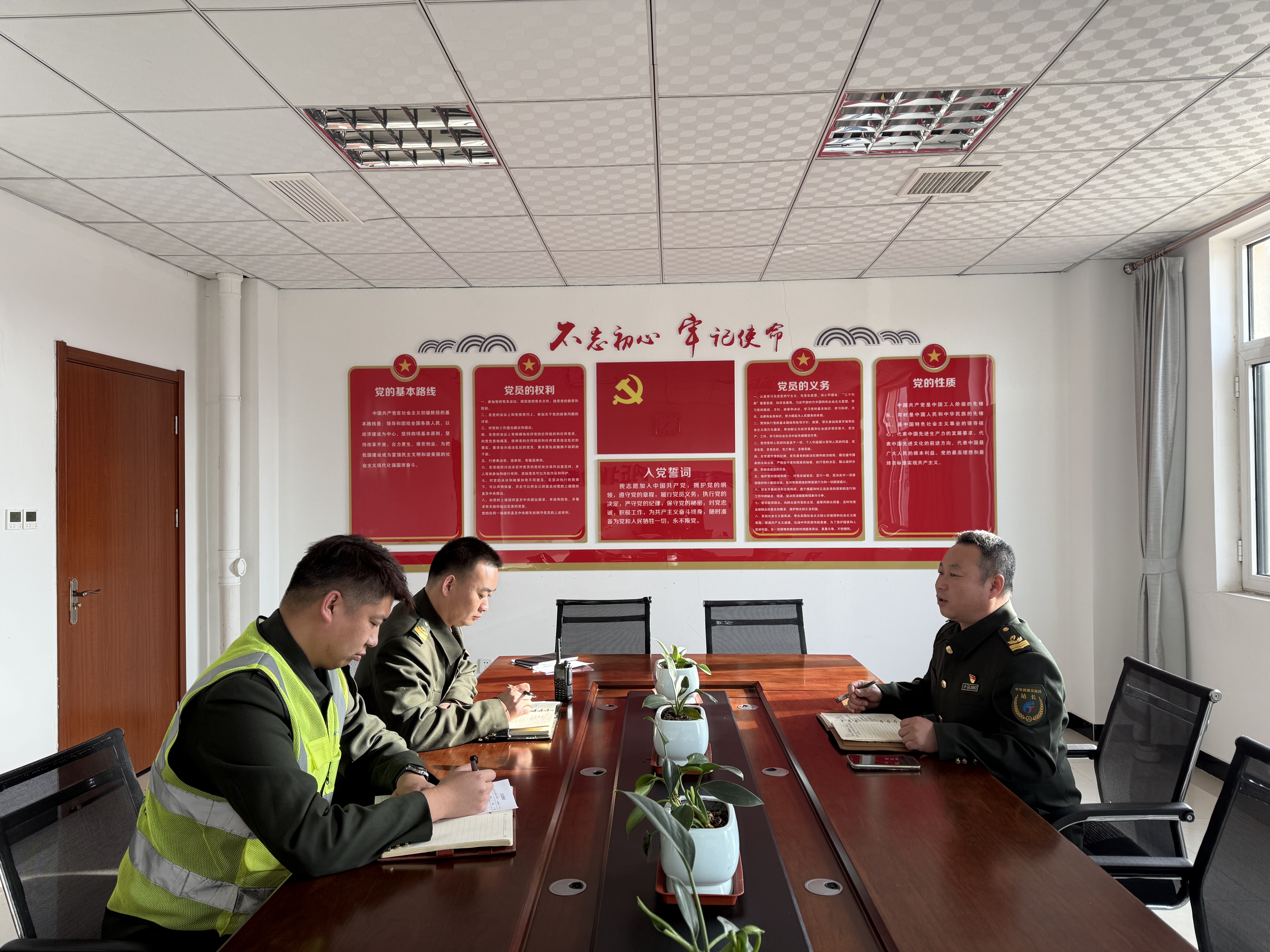 a22dbc23e13de74a01a0b82c963794c.jpg a22dbc23e13de74a01a0b82c963794c.jpg