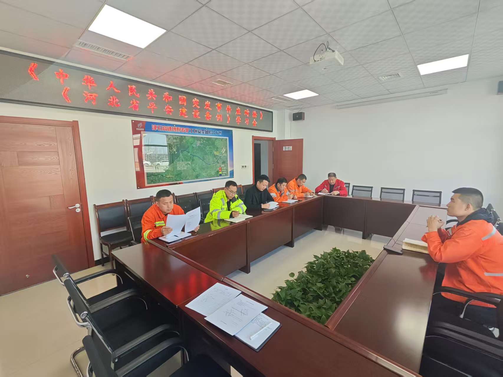 111111.jpg 111111.jpg