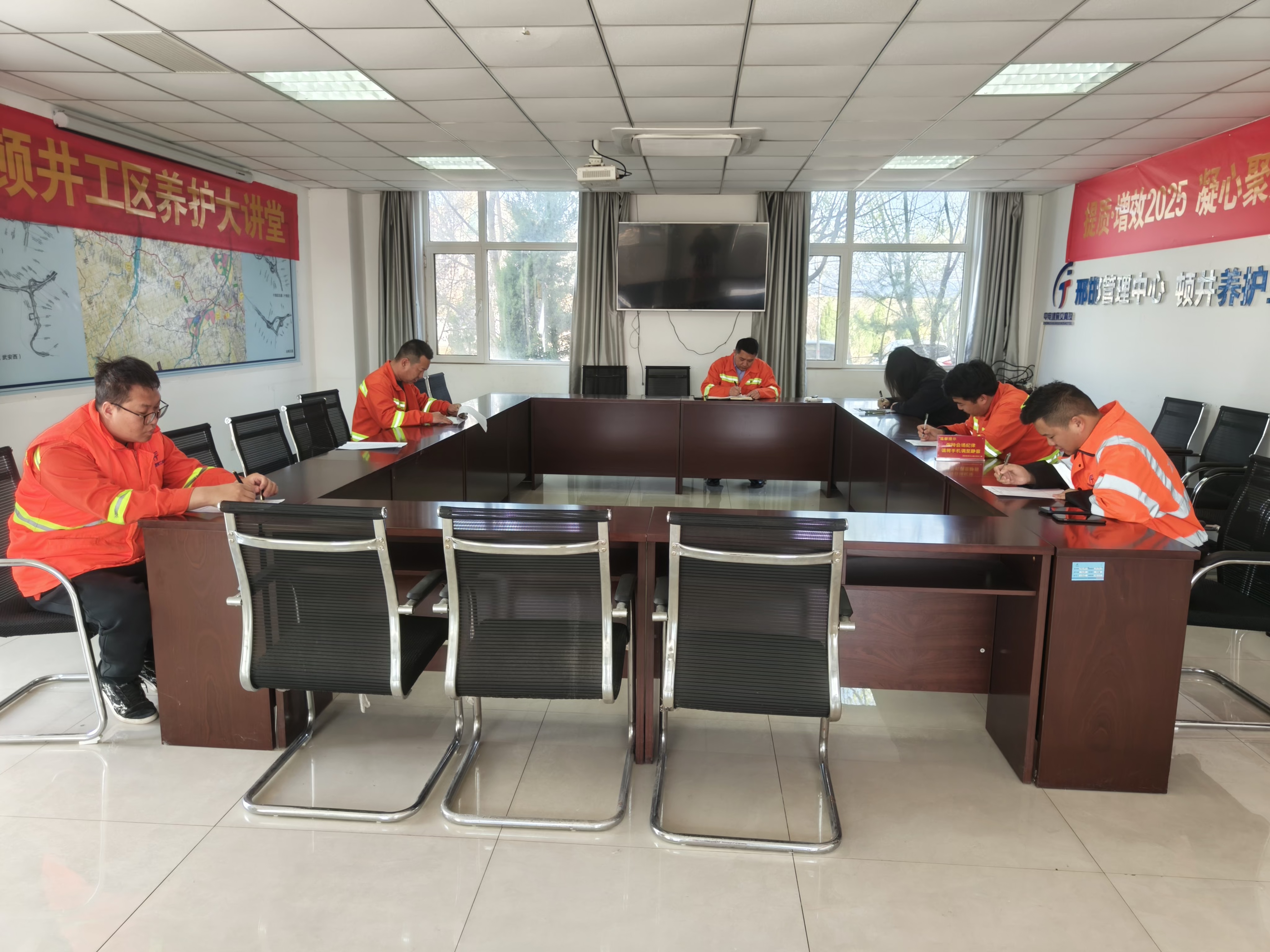 8cafe8419054205e68b35aefc3e309f.jpg 8cafe8419054205e68b35aefc3e309f.jpg