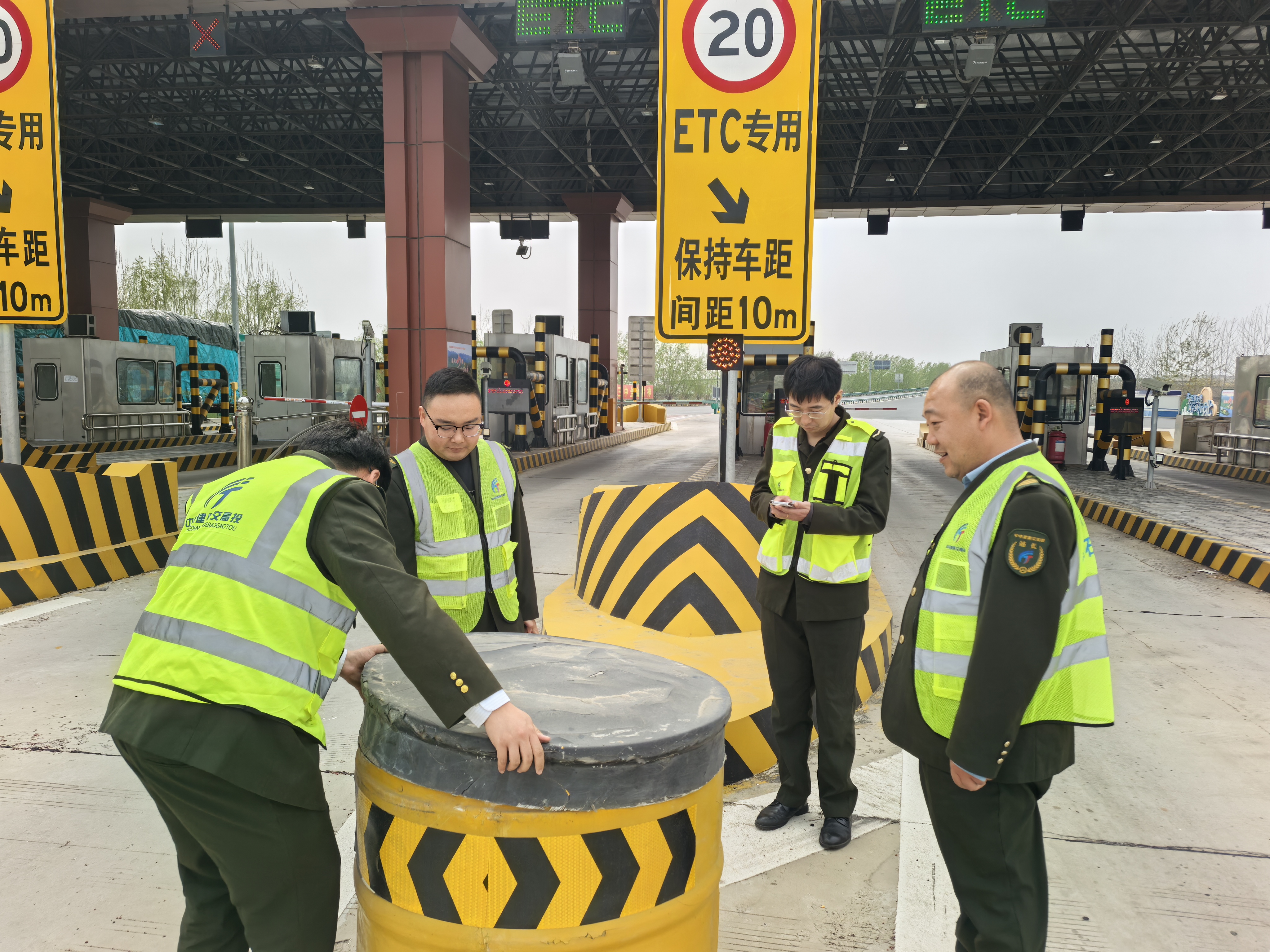 8c1baa7735c4faf21c3c1f3273df756.jpg 8c1baa7735c4faf21c3c1f3273df756.jpg