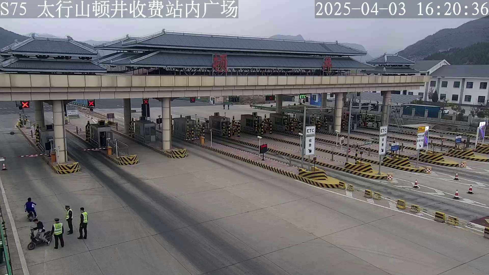 顿井内广场 (服务器)_001_2025-04-03-16-20-36.jpg