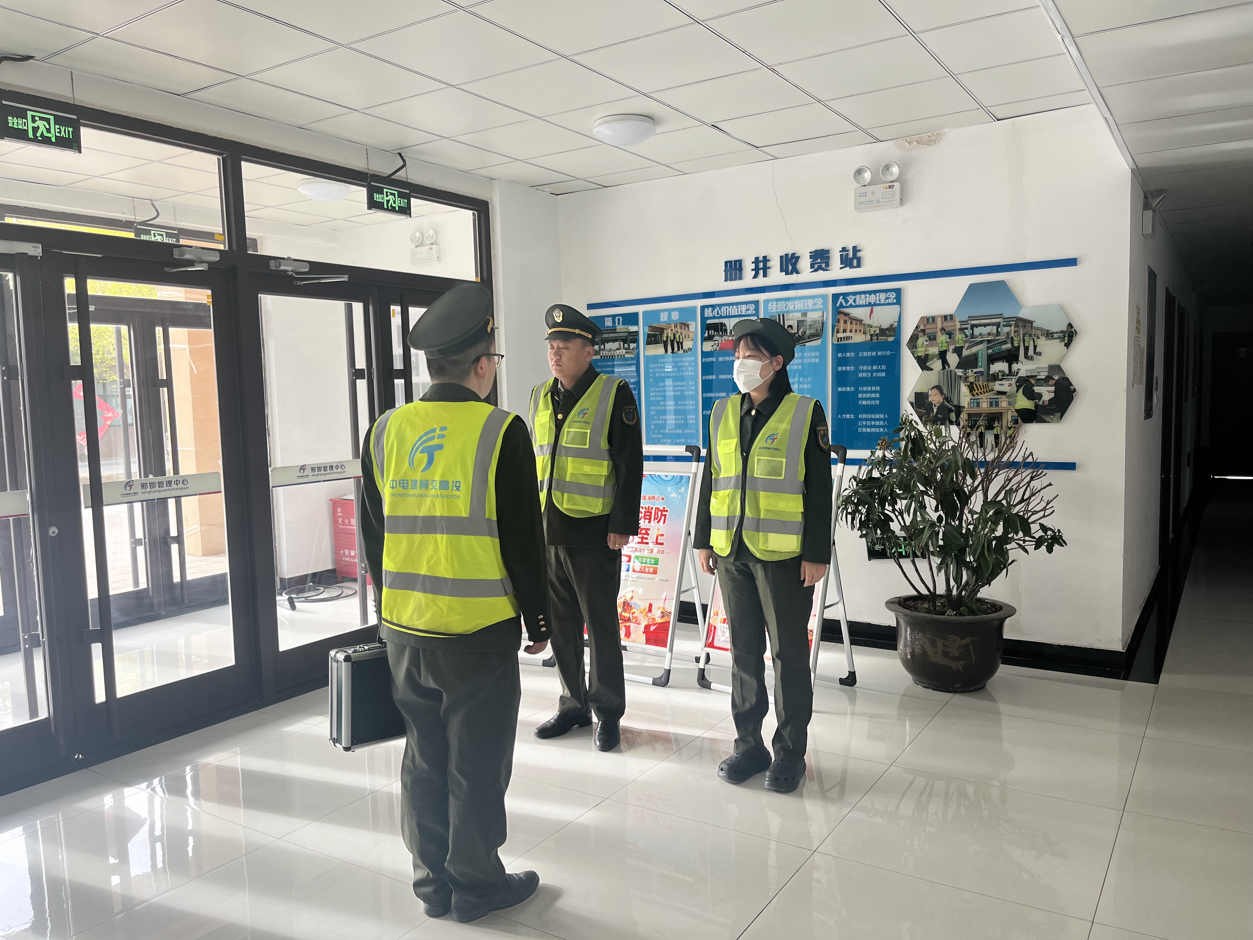 bad76ea704acbea497086c4c775a09f.jpg bad76ea704acbea497086c4c775a09f.jpg