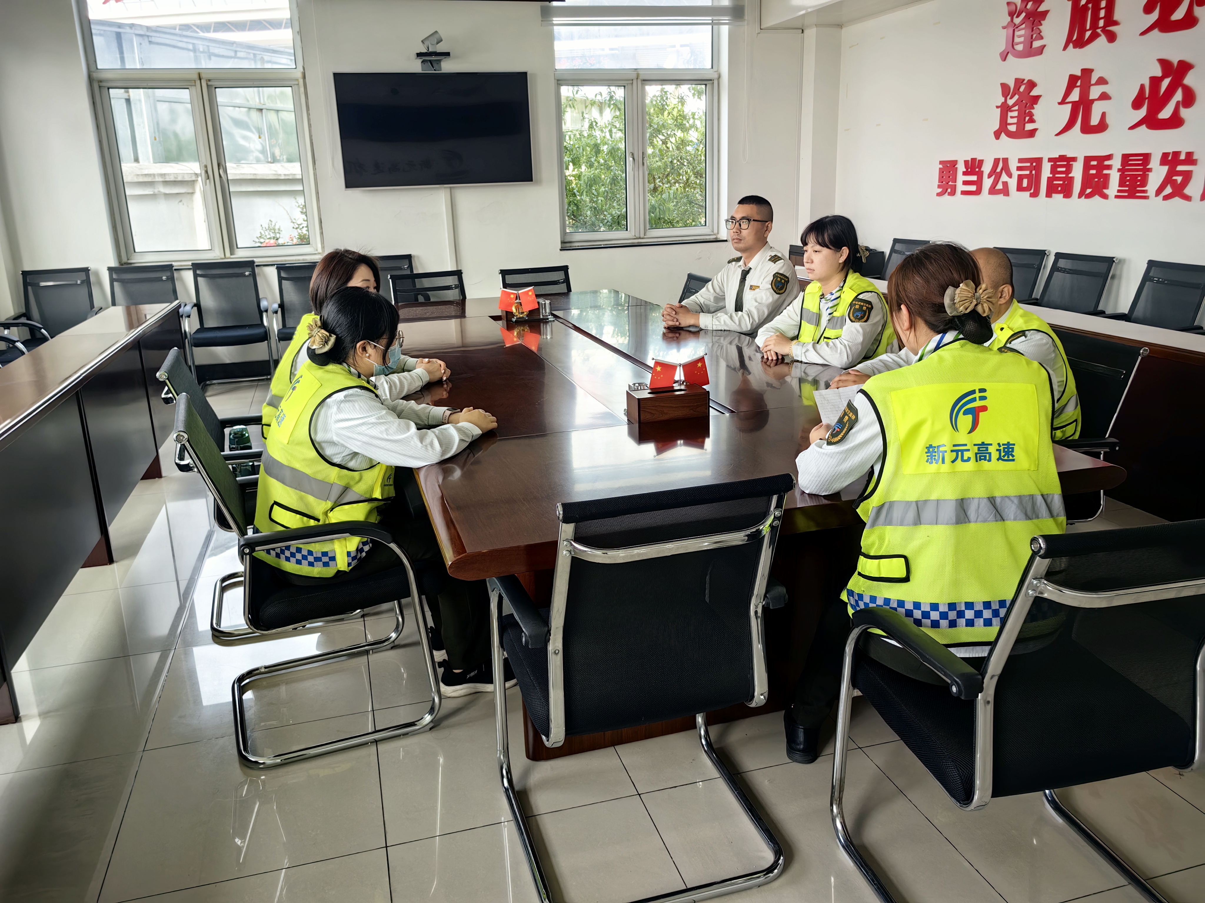 4817d24193f2579eea5da1056a06aa0a.jpg 4817d24193f2579eea5da1056a06aa0a.jpg