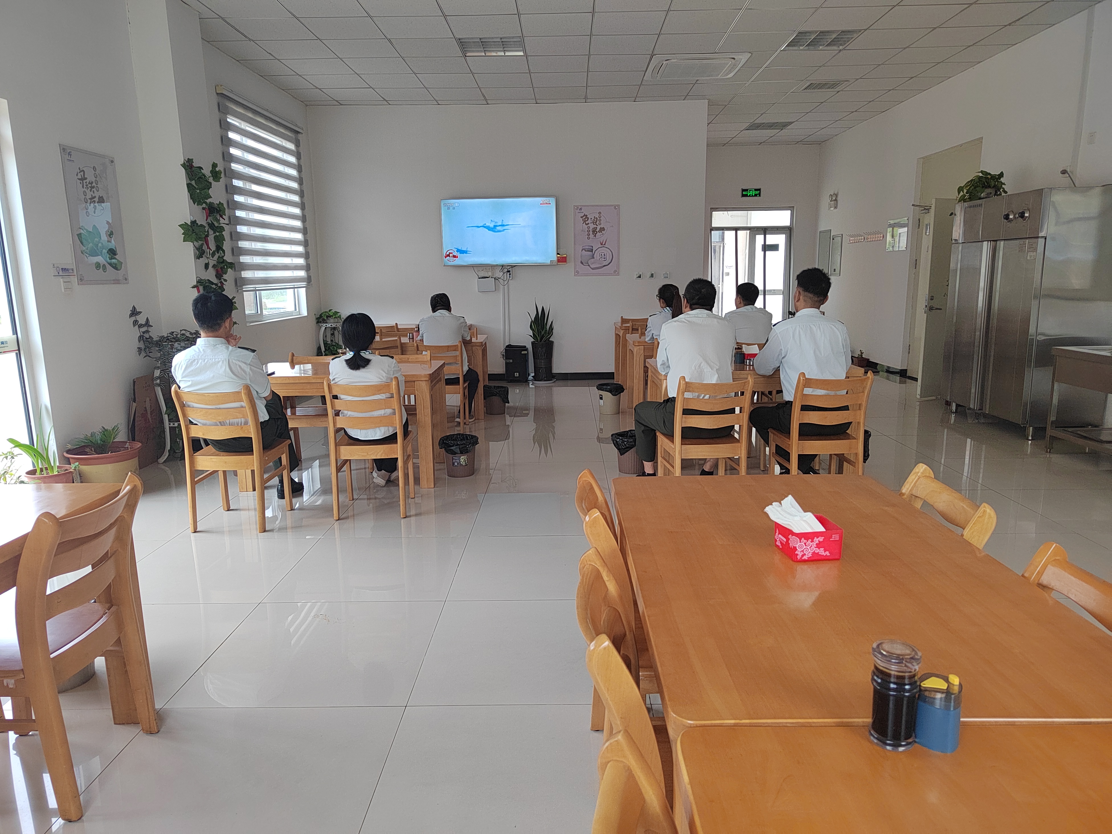 76b62c997f0b19f1d40ed572d87b7ad.jpg 76b62c997f0b19f1d40ed572d87b7ad.jpg