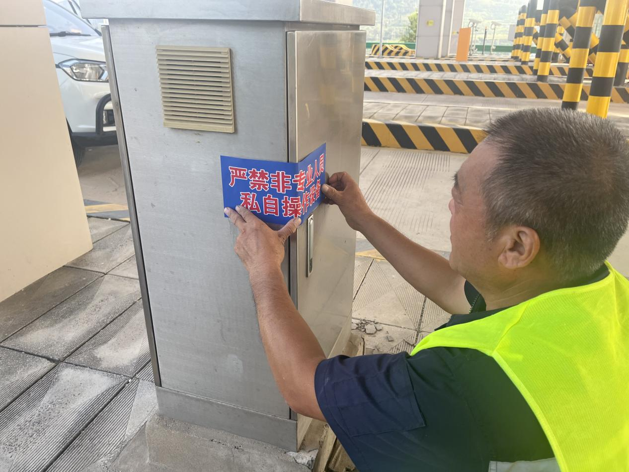 C:\Users\Administrator\Desktop\图片3.png C:\Users\Administrator\Desktop\图片3.png