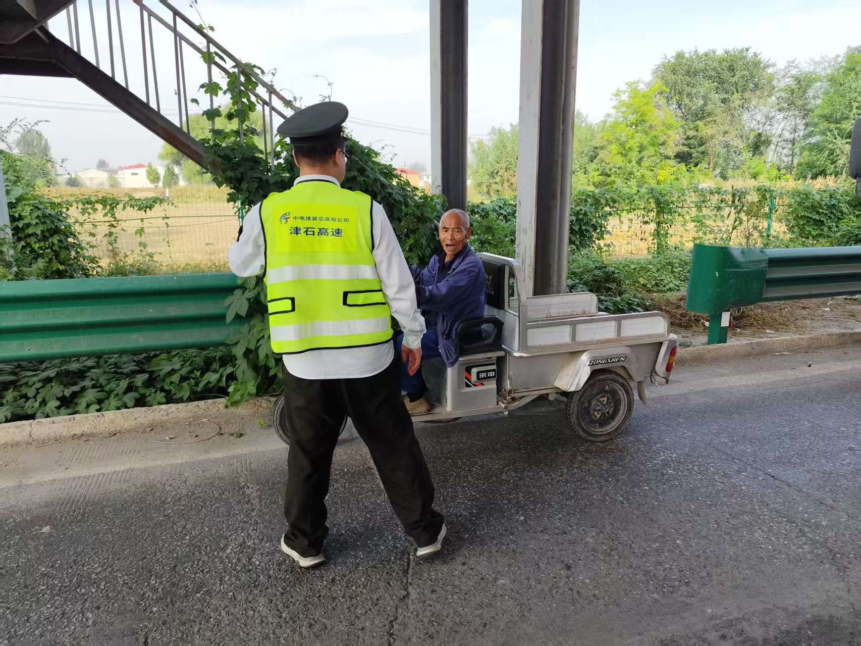 dc872ba41dc380afeda8089cf5cbf3df.jpg dc872ba41dc380afeda8089cf5cbf3df.jpg