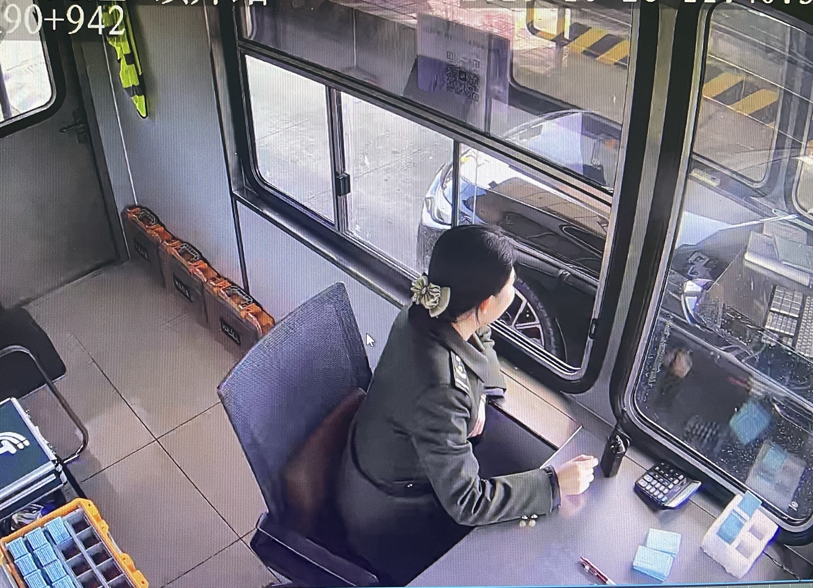 微信图片_20251026204818_6_93.jpg