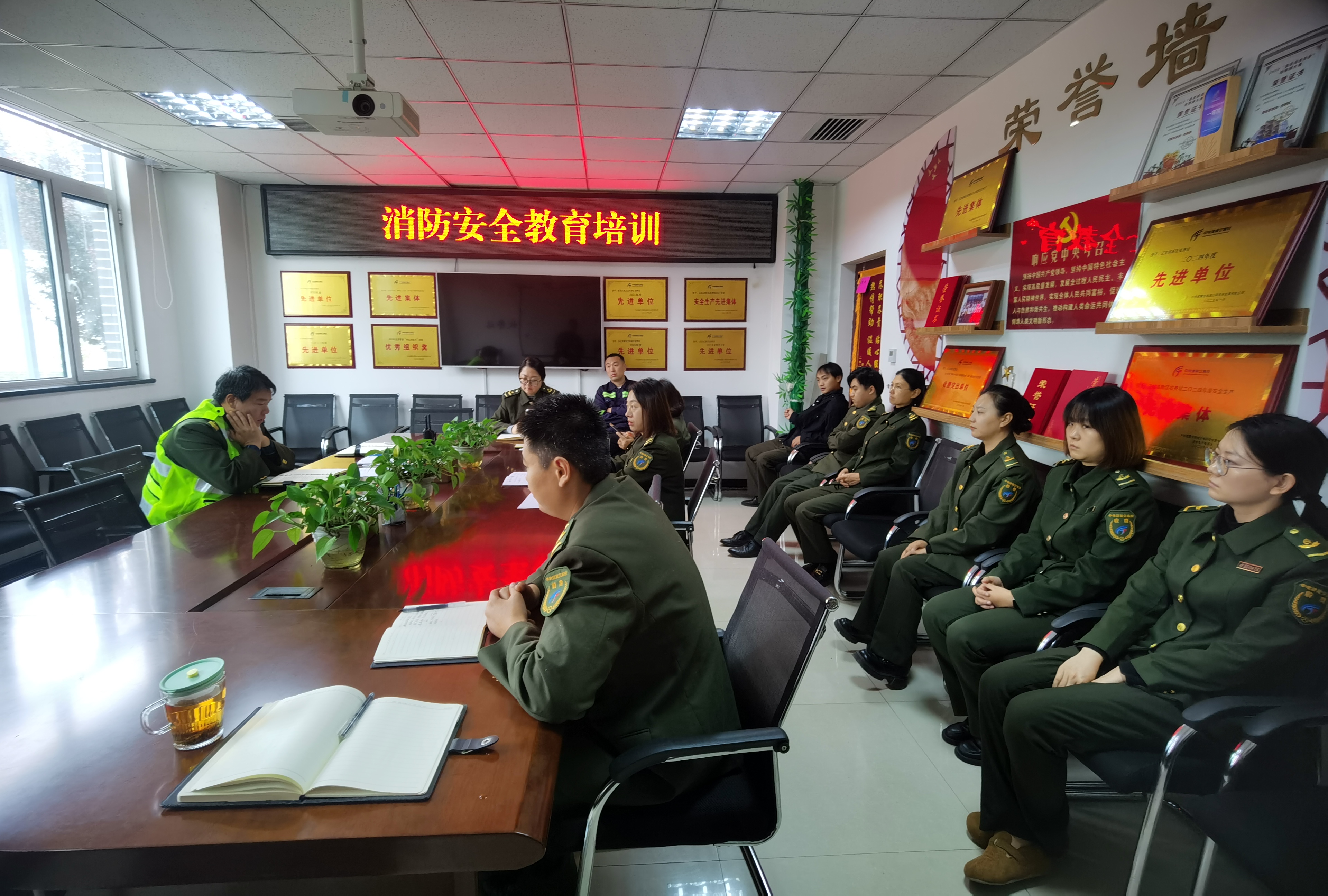 b50d1db9cc67820b6488eac1fc51d2f1.jpg b50d1db9cc67820b6488eac1fc51d2f1.jpg